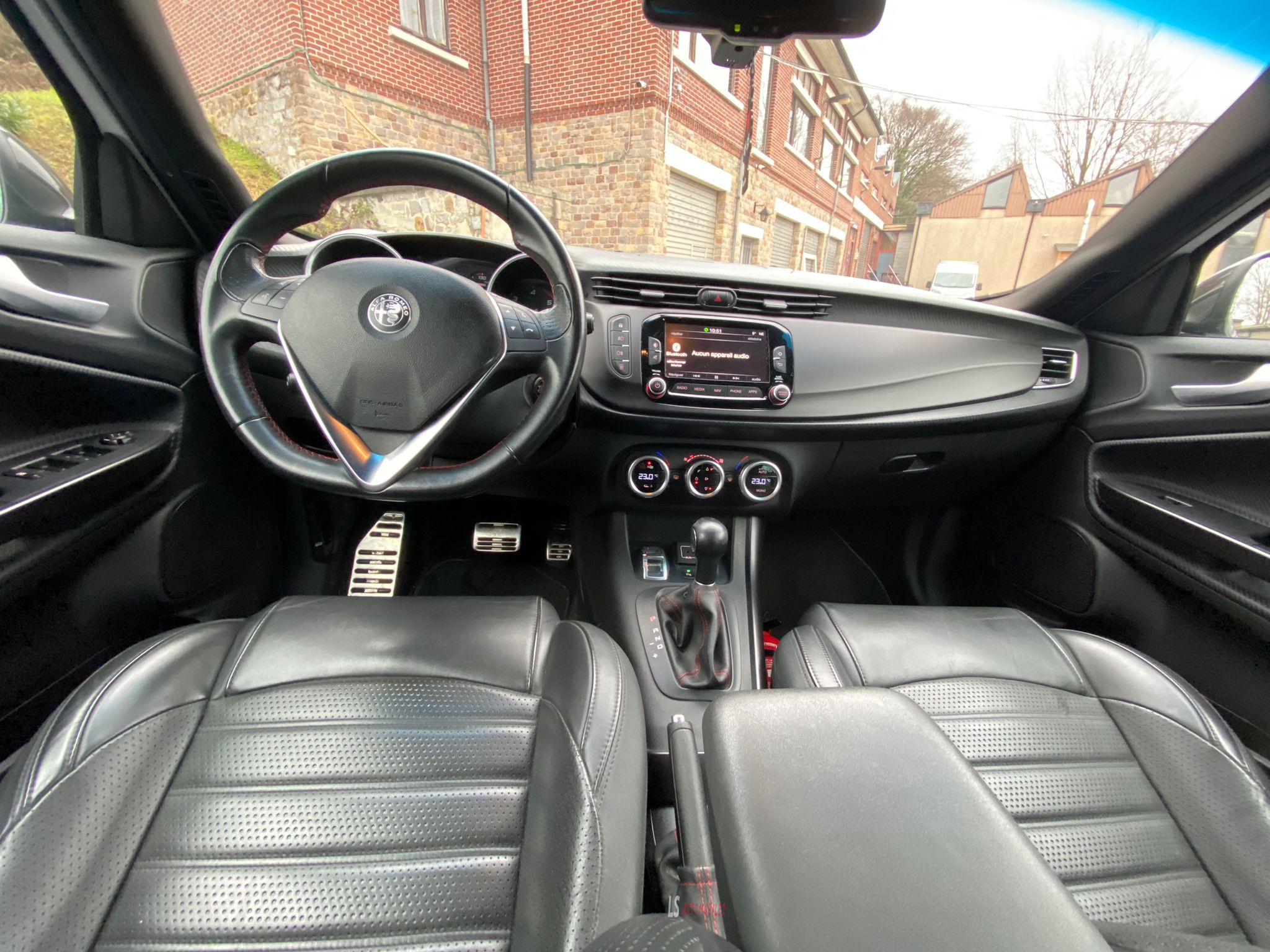 
								ALFA ROMEO GIULIETTA*Automatique* full									
