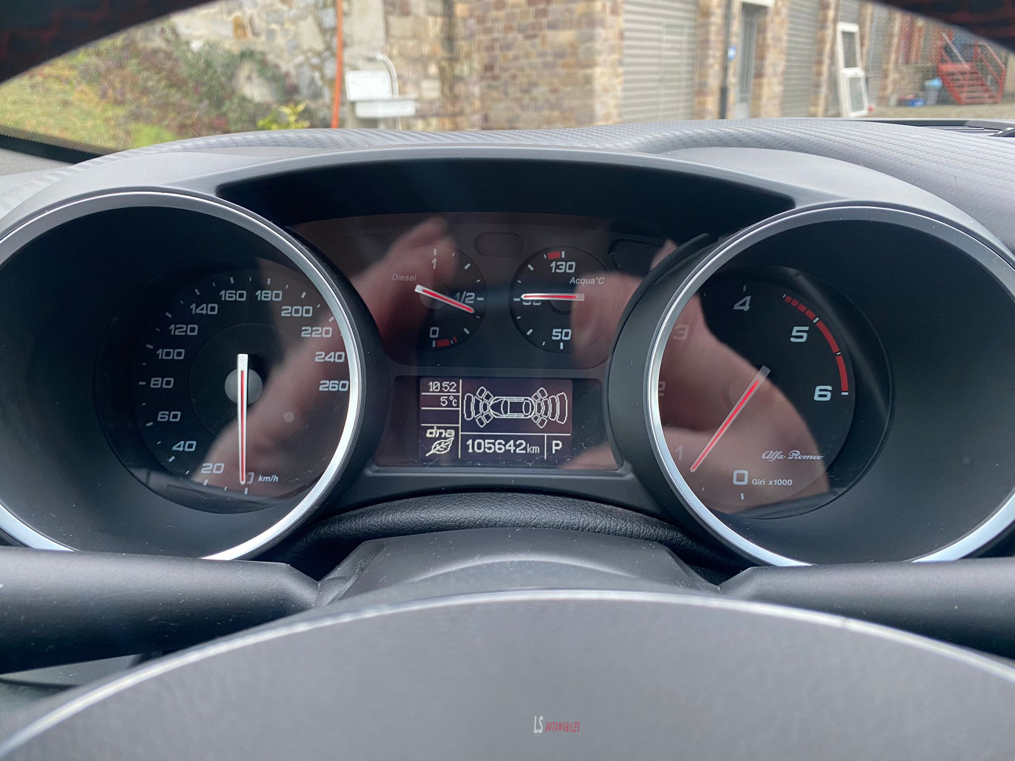 
								ALFA ROMEO GIULIETTA*Automatique* full									