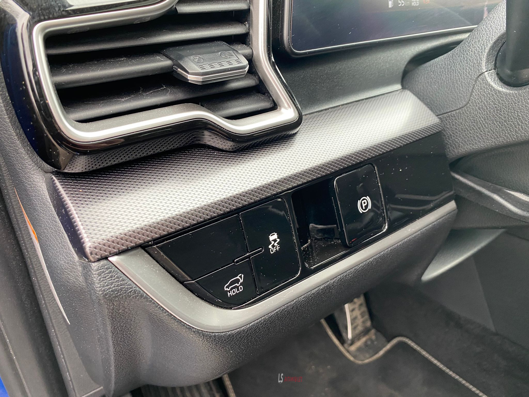 
								KIA SPORTAGE GT-LINE full									