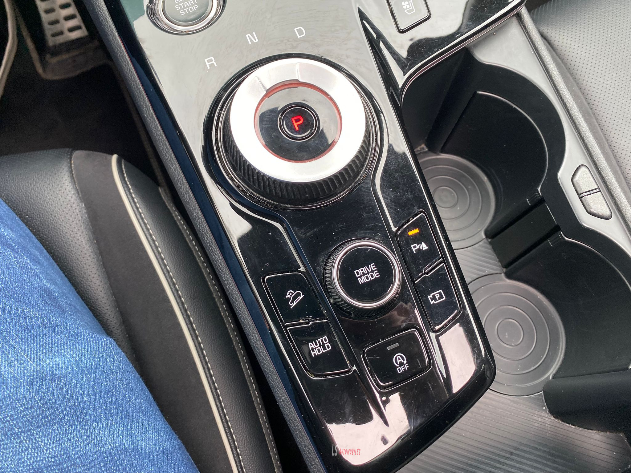 
								KIA SPORTAGE GT-LINE full									