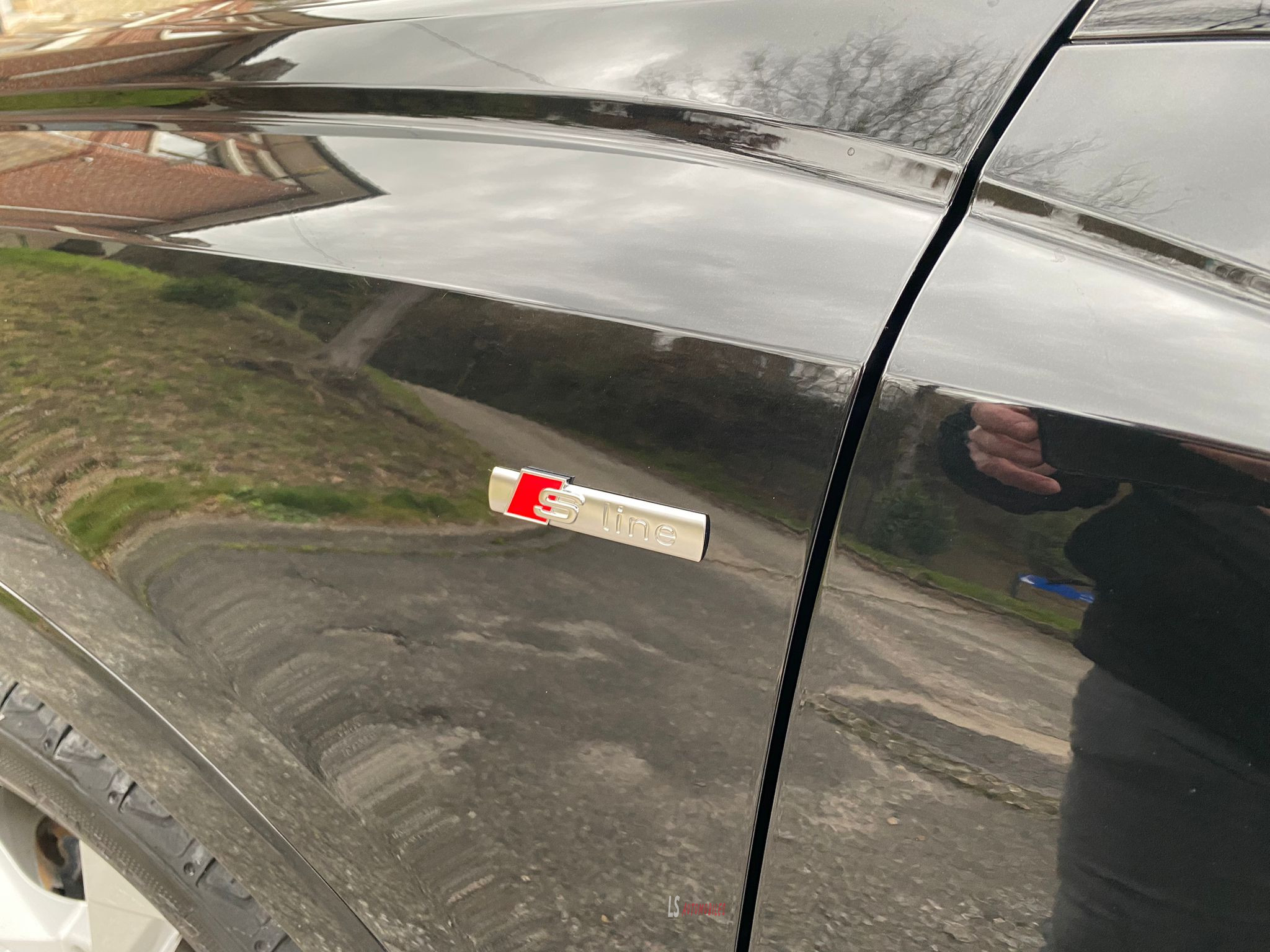 
								AUDI Q3 SPORTBACK S-LINE full									