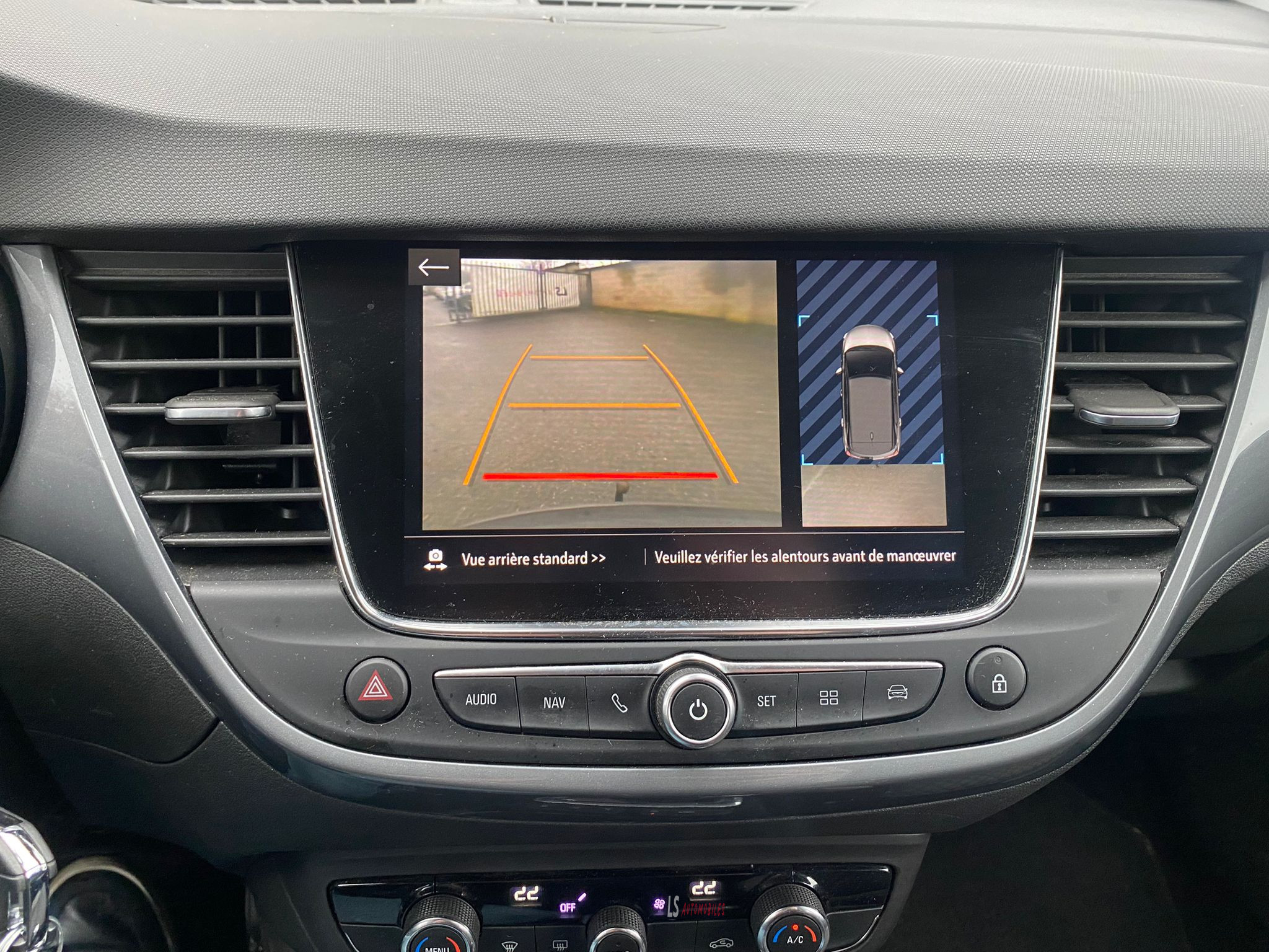 
								OPEL CROSSLAND X BOITE AUTOMATIQUE full									