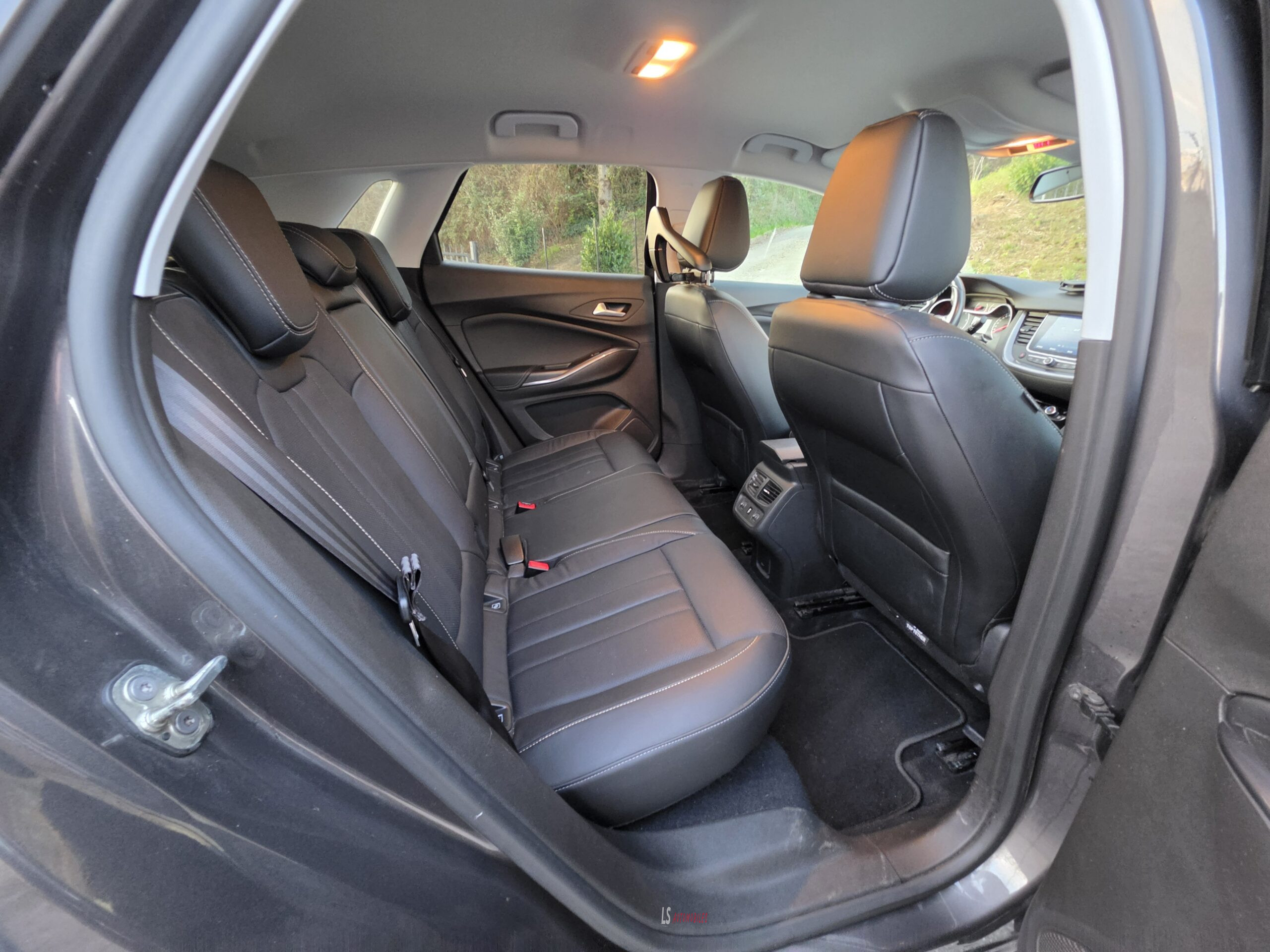 
								Opel Grandland (X)*1.5CDTI*AUTOMAT*LED full									