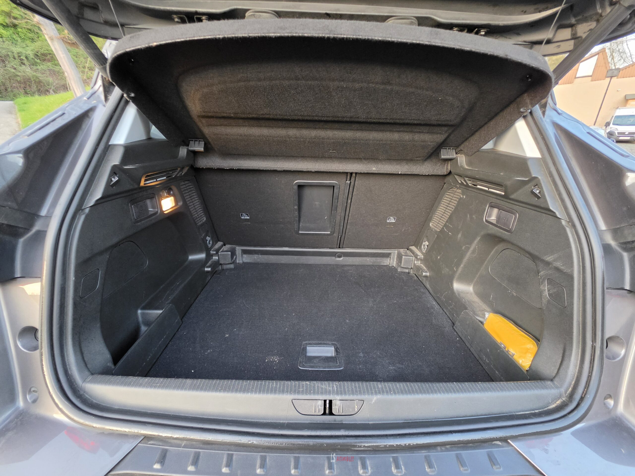 
								Opel Grandland (X)*1.5CDTI*AUTOMAT*LED full									