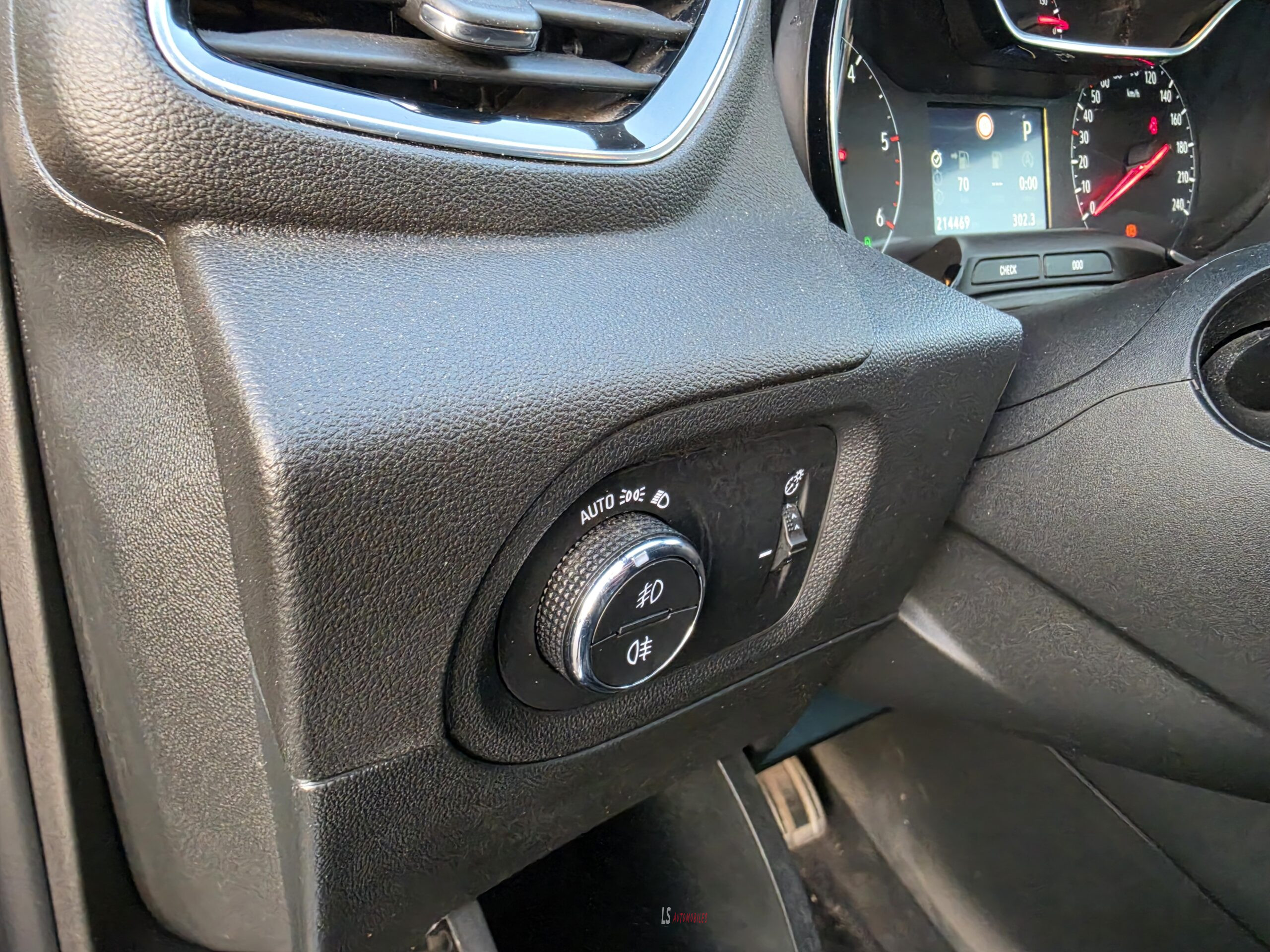 
								Opel Grandland (X)*1.5CDTI*AUTOMAT*LED full									