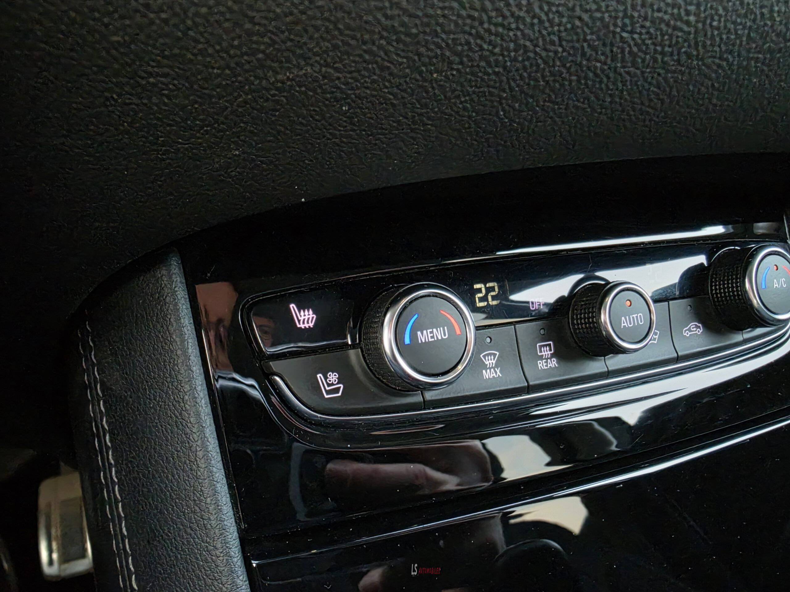 
								Opel Grandland (X)*1.5CDTI*AUTOMAT*LED full									