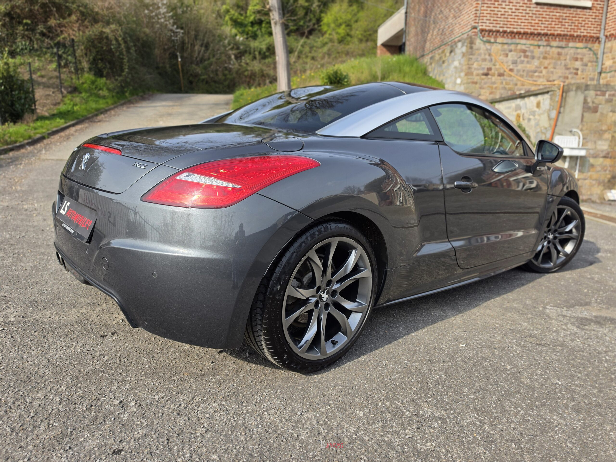 
								Peugeot RCZ 2.0 HDi*CUIR*AIRCOAUTO*CRUISE*EU5 full									