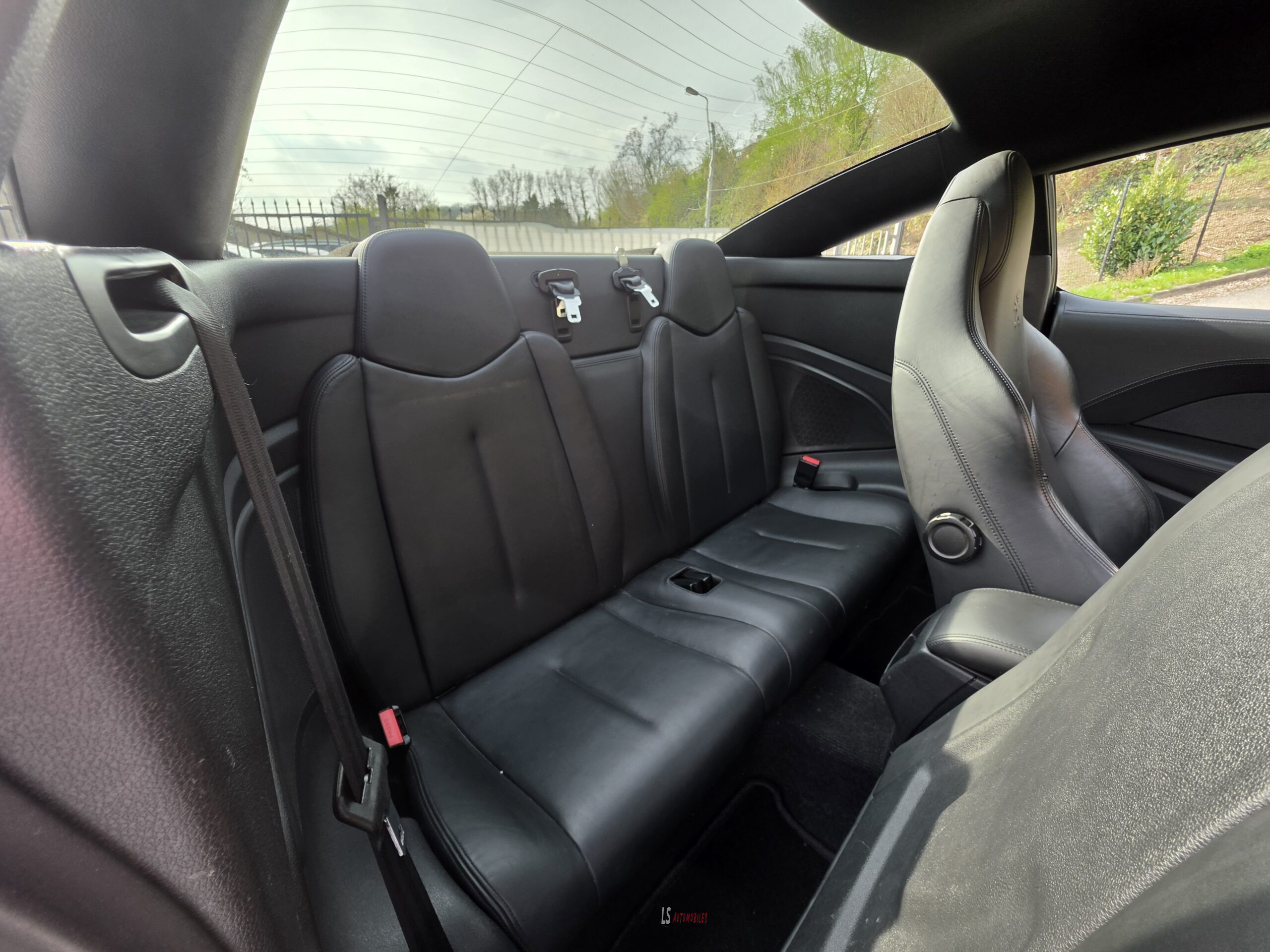 
								Peugeot RCZ 2.0 HDi*CUIR*AIRCOAUTO*CRUISE*EU5 full									