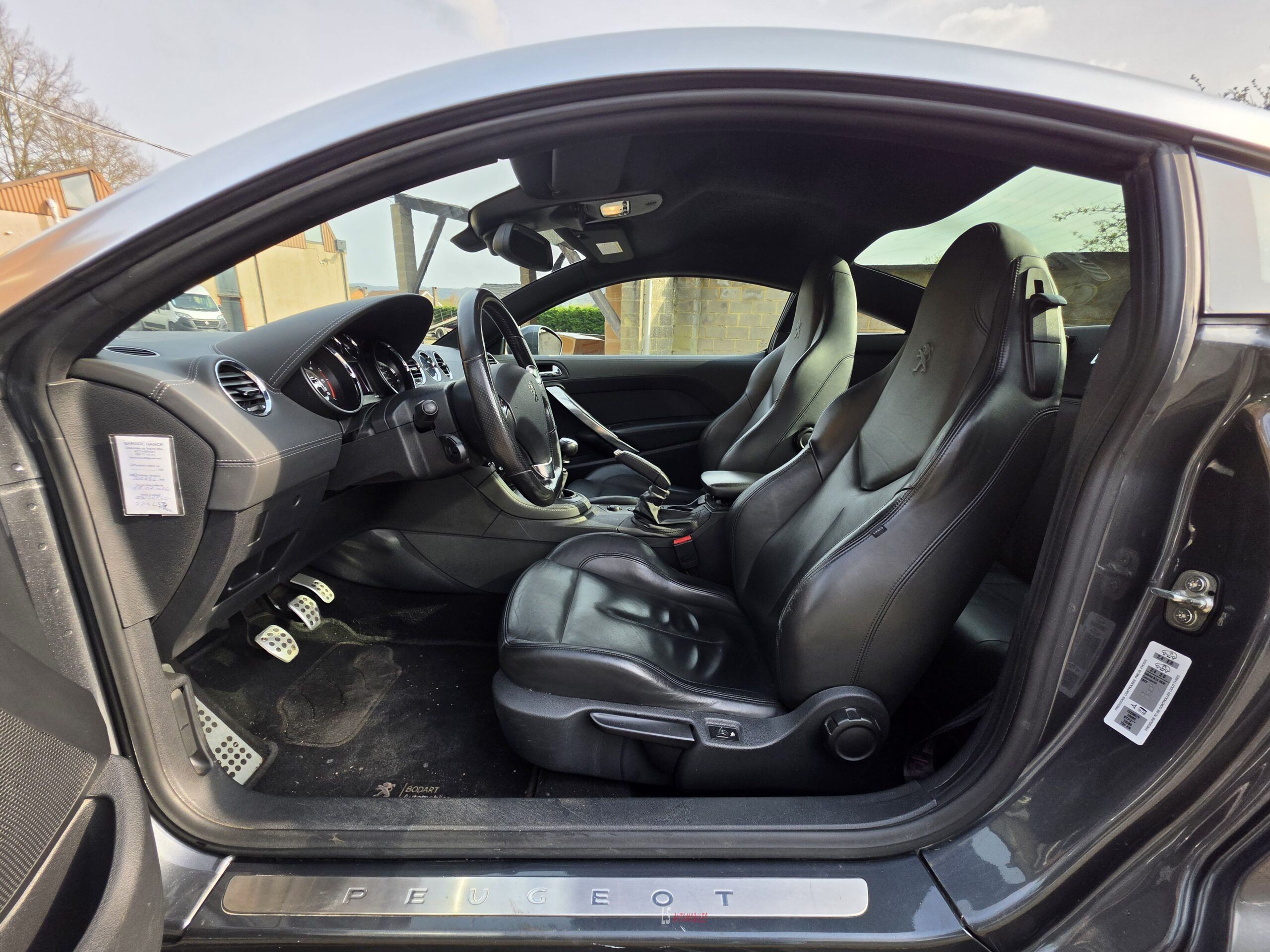 
								Peugeot RCZ 2.0 HDi*CUIR*AIRCOAUTO*CRUISE*EU5 full									
