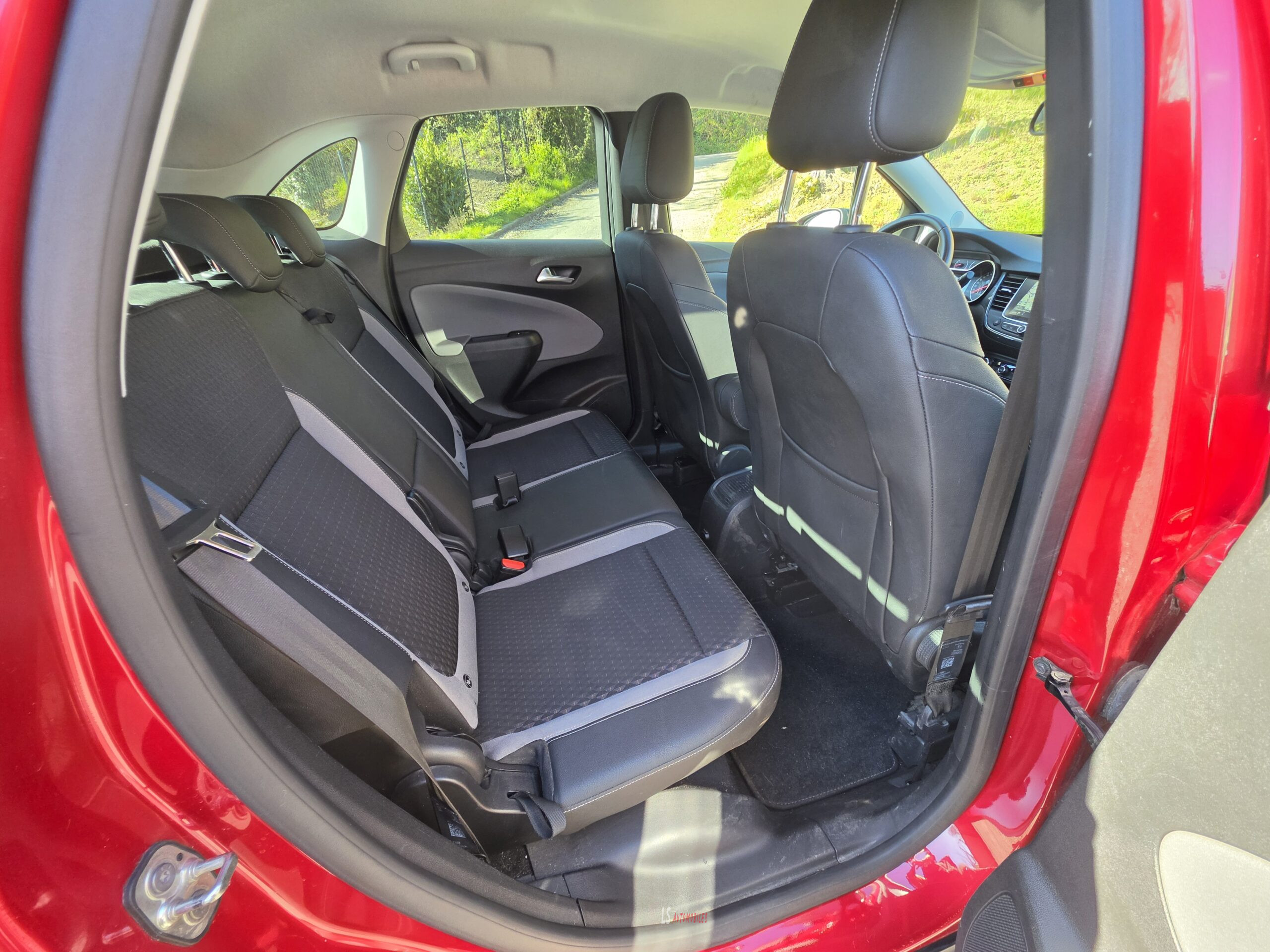 
								OPEL CROSSLAND X BOITE AUTOMATIQUE full									