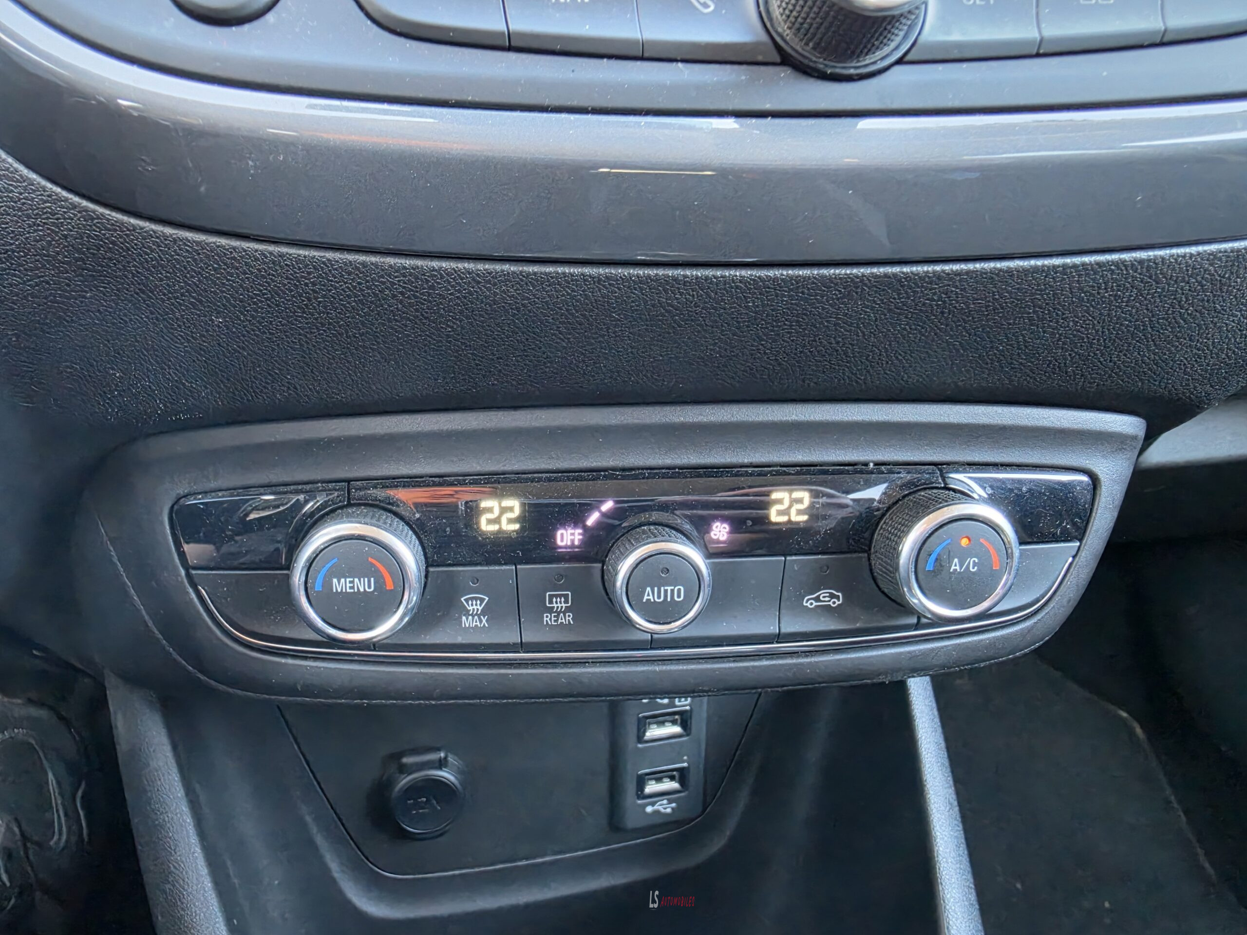 
								OPEL CROSSLAND X BOITE AUTOMATIQUE full									