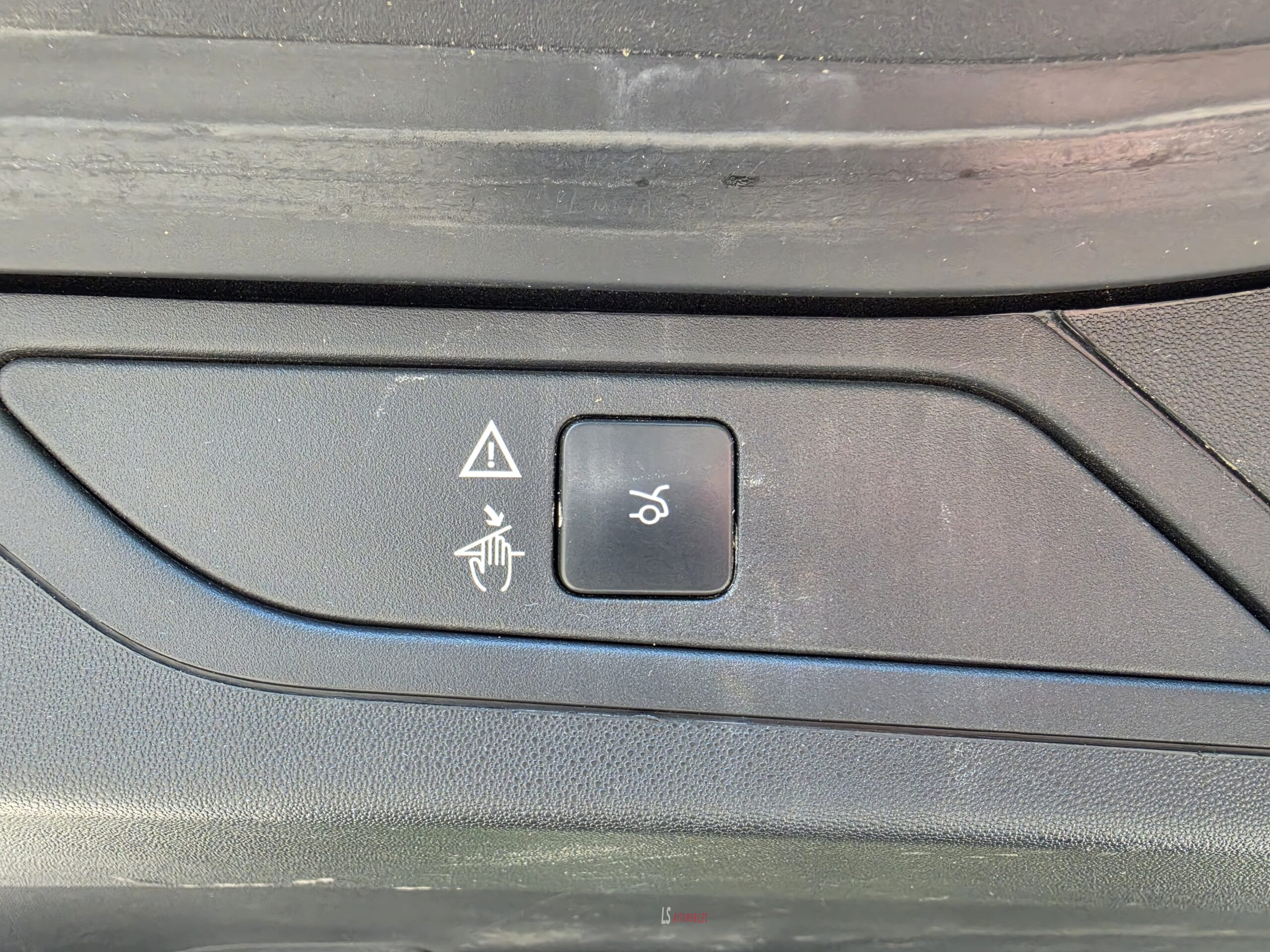 
								CITROEN C4 SPACETOURER full									