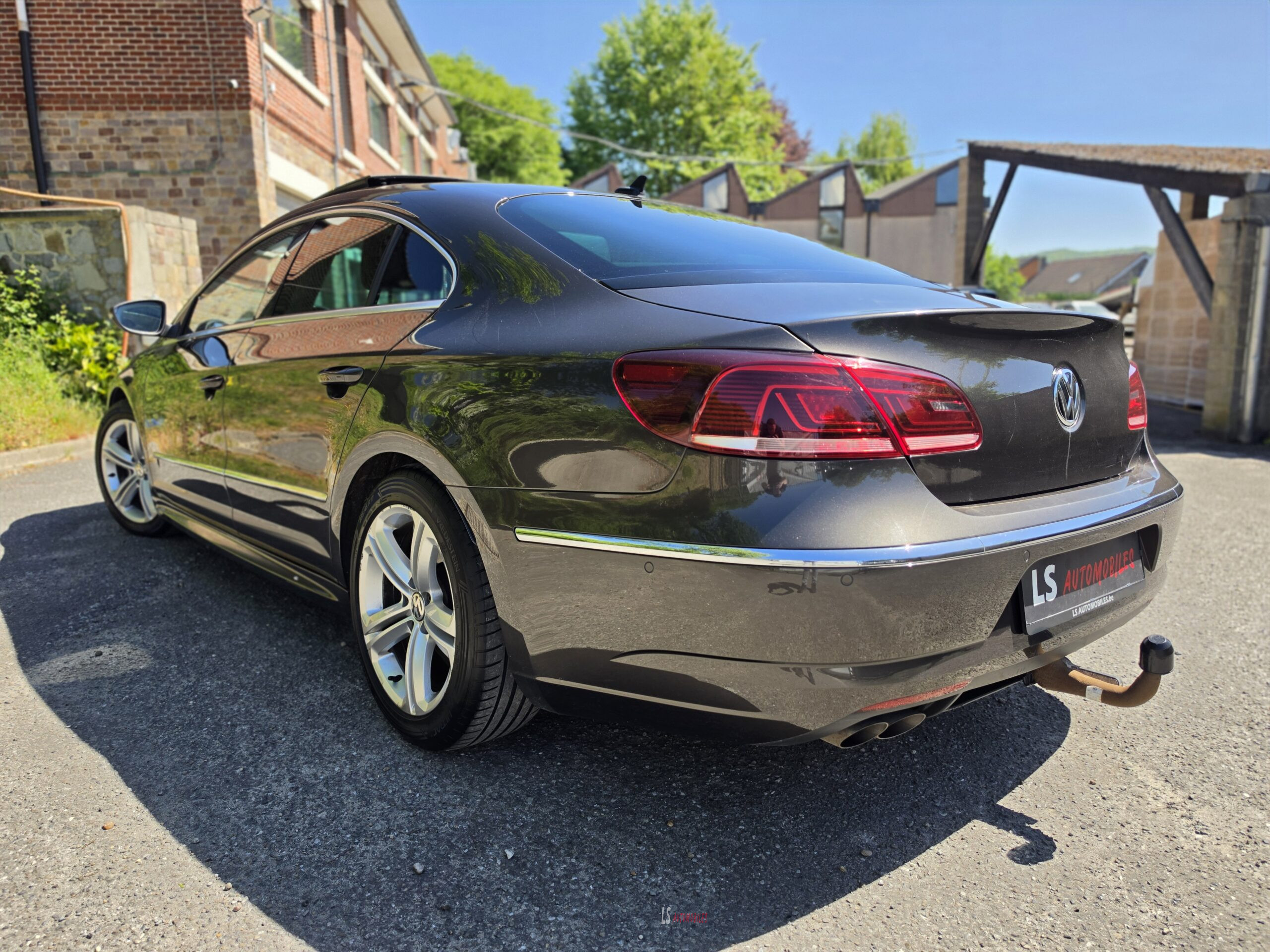 
								VW PASSAT C R-LINE full									