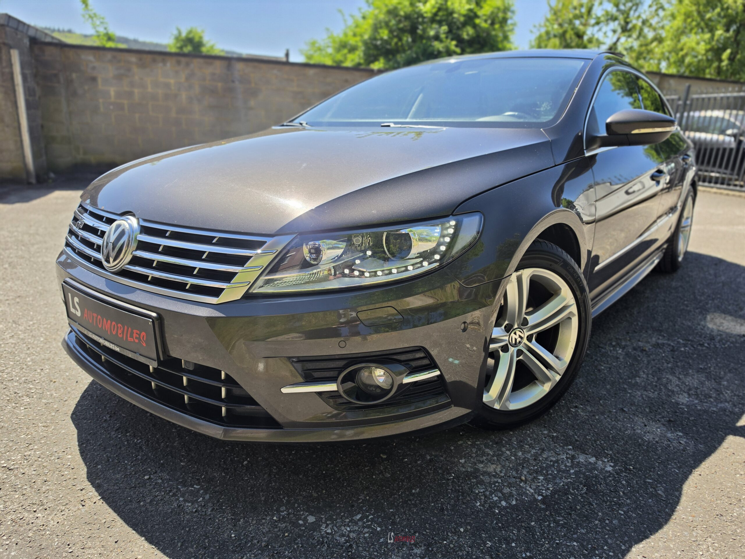 
								VW PASSAT C R-LINE full									