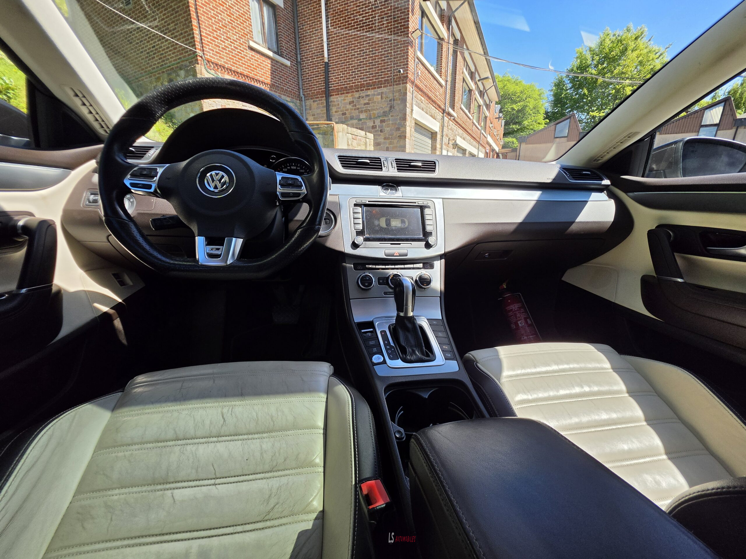 
								VW PASSAT C R-LINE full									