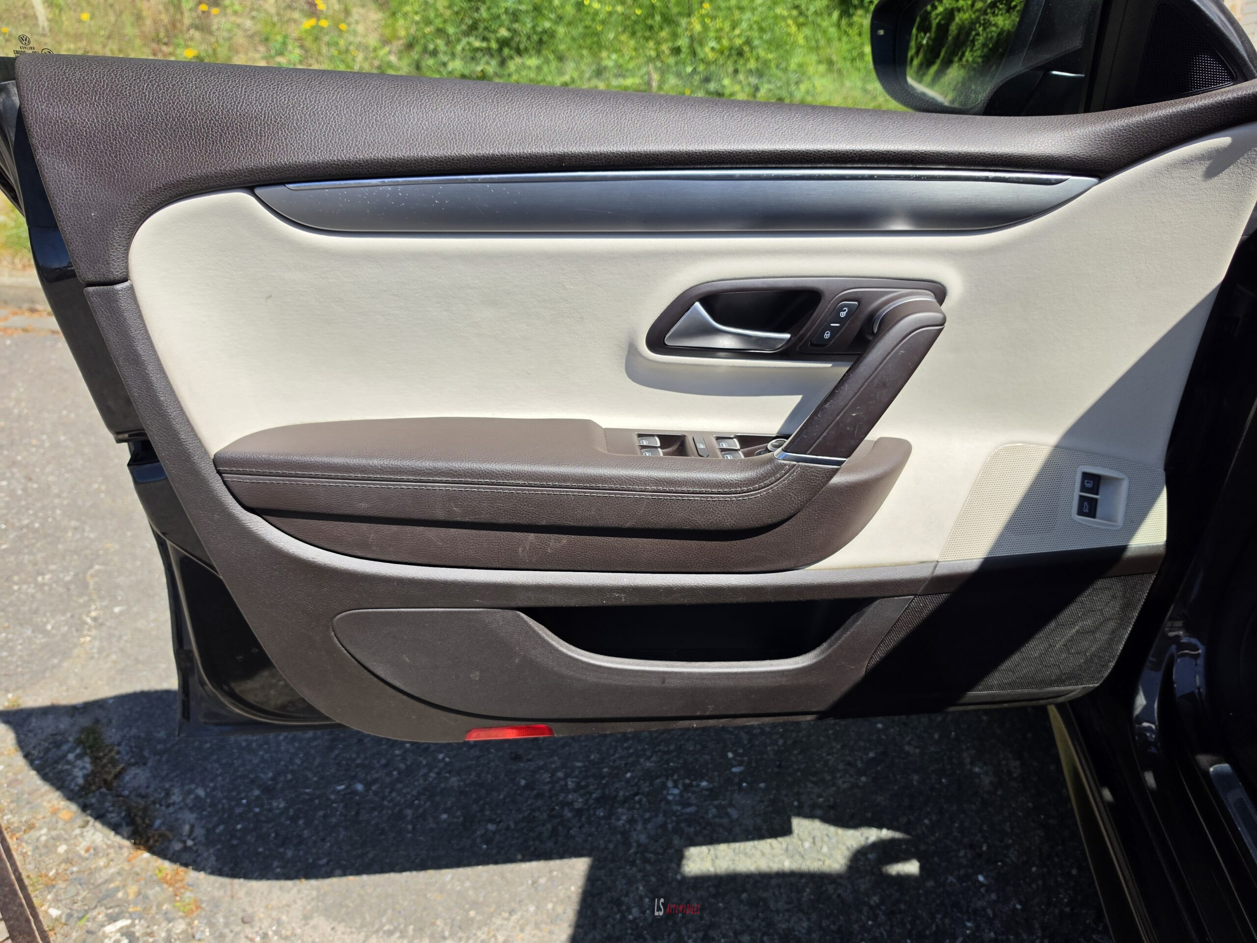 
								VW PASSAT C R-LINE full									