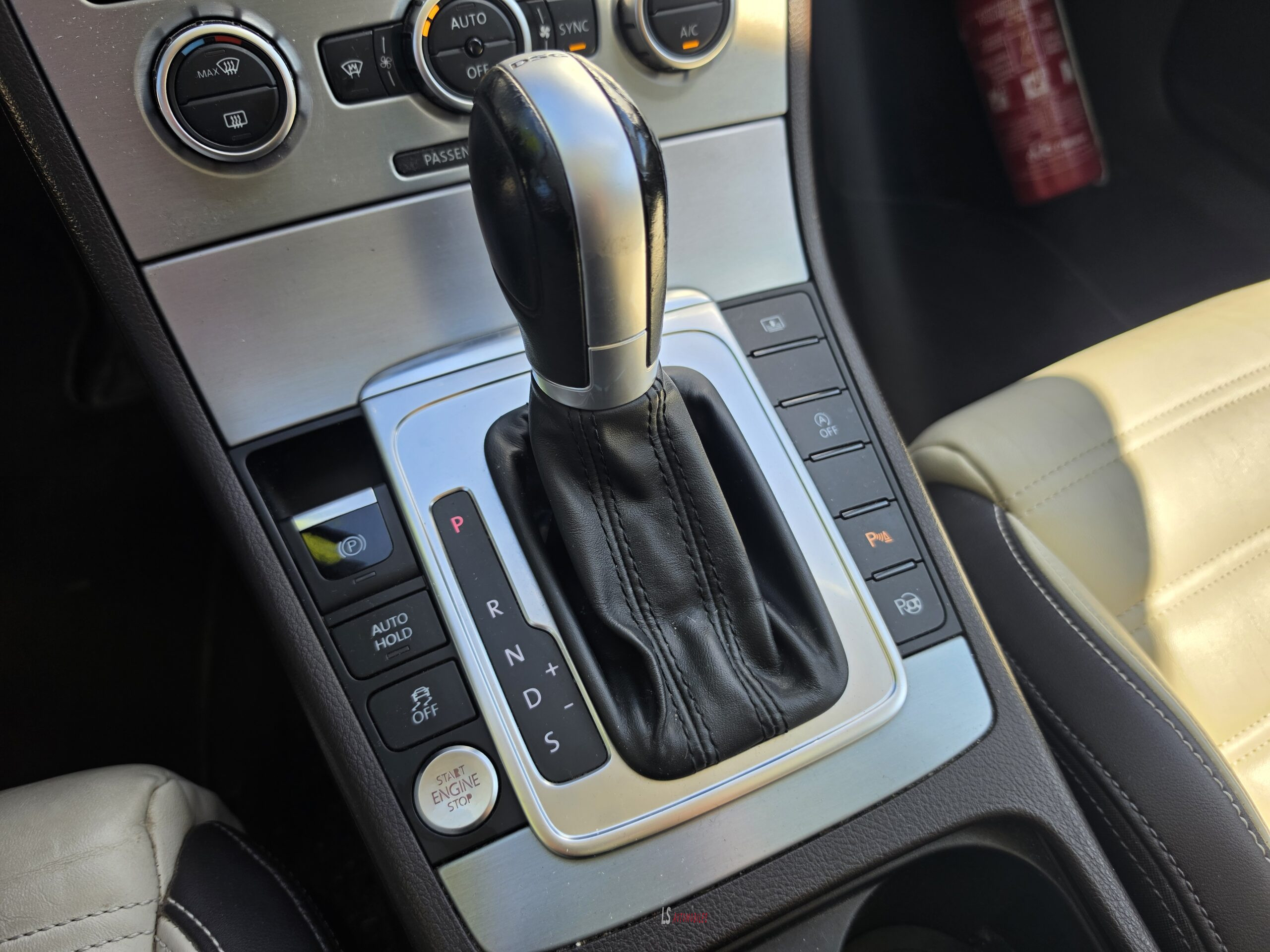 
								VW PASSAT C R-LINE full									