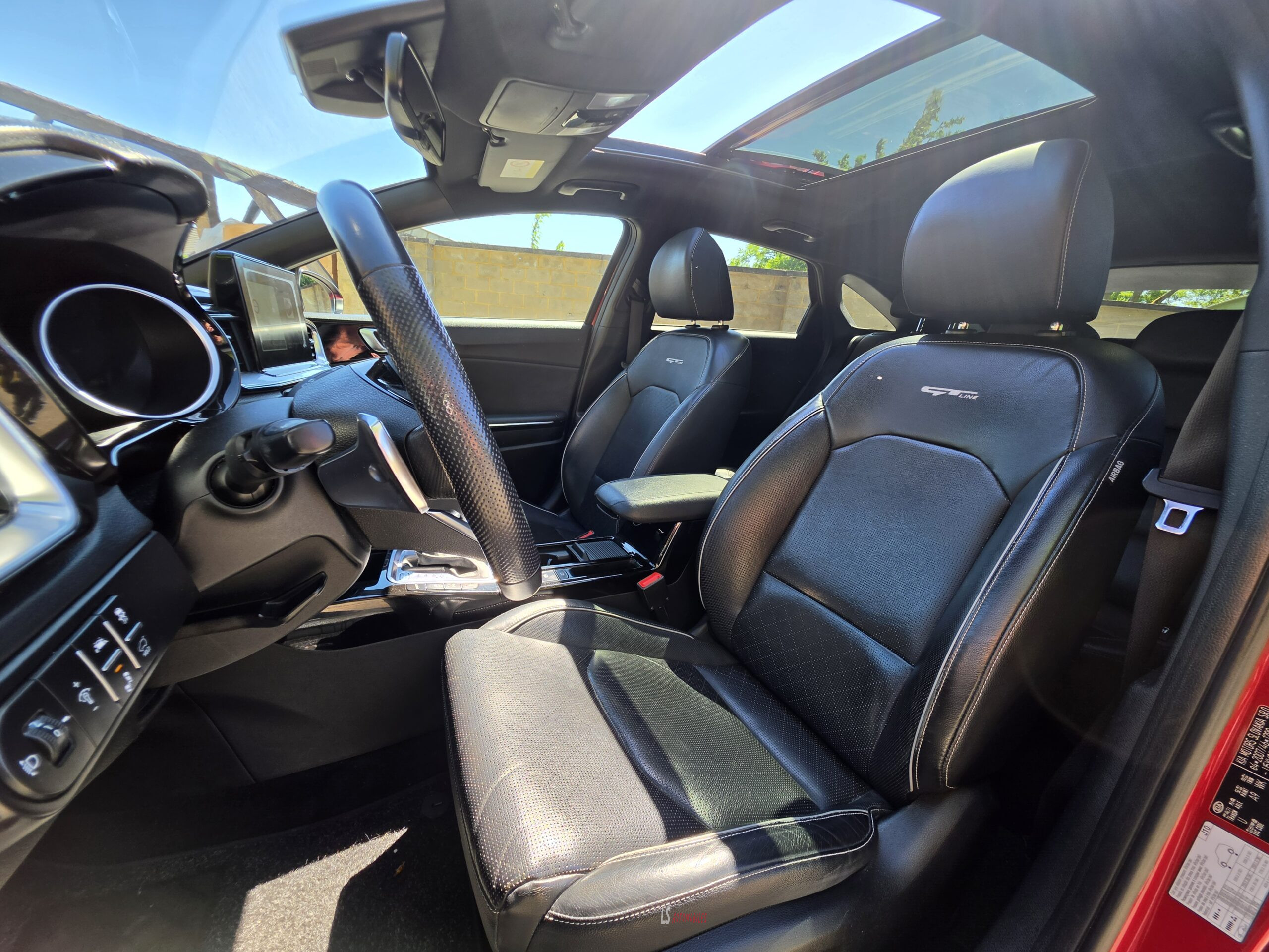 
								KIA PROCEED GT LINE full									