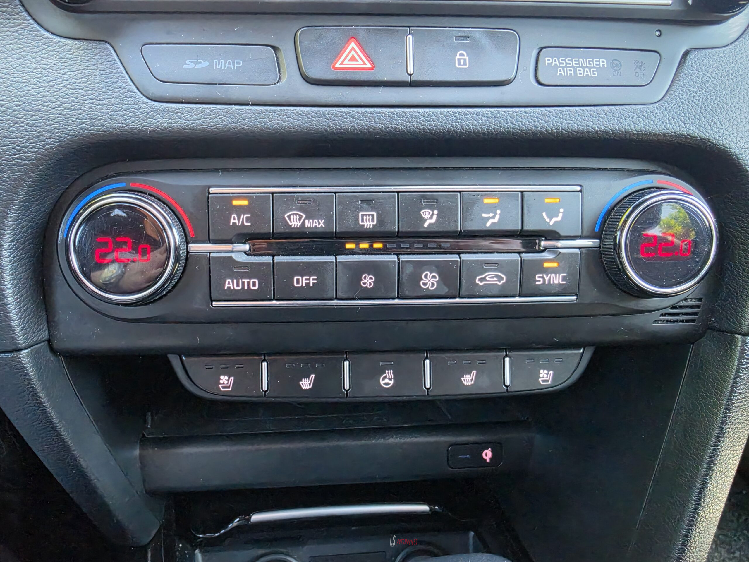 
								KIA PROCEED GT LINE full									