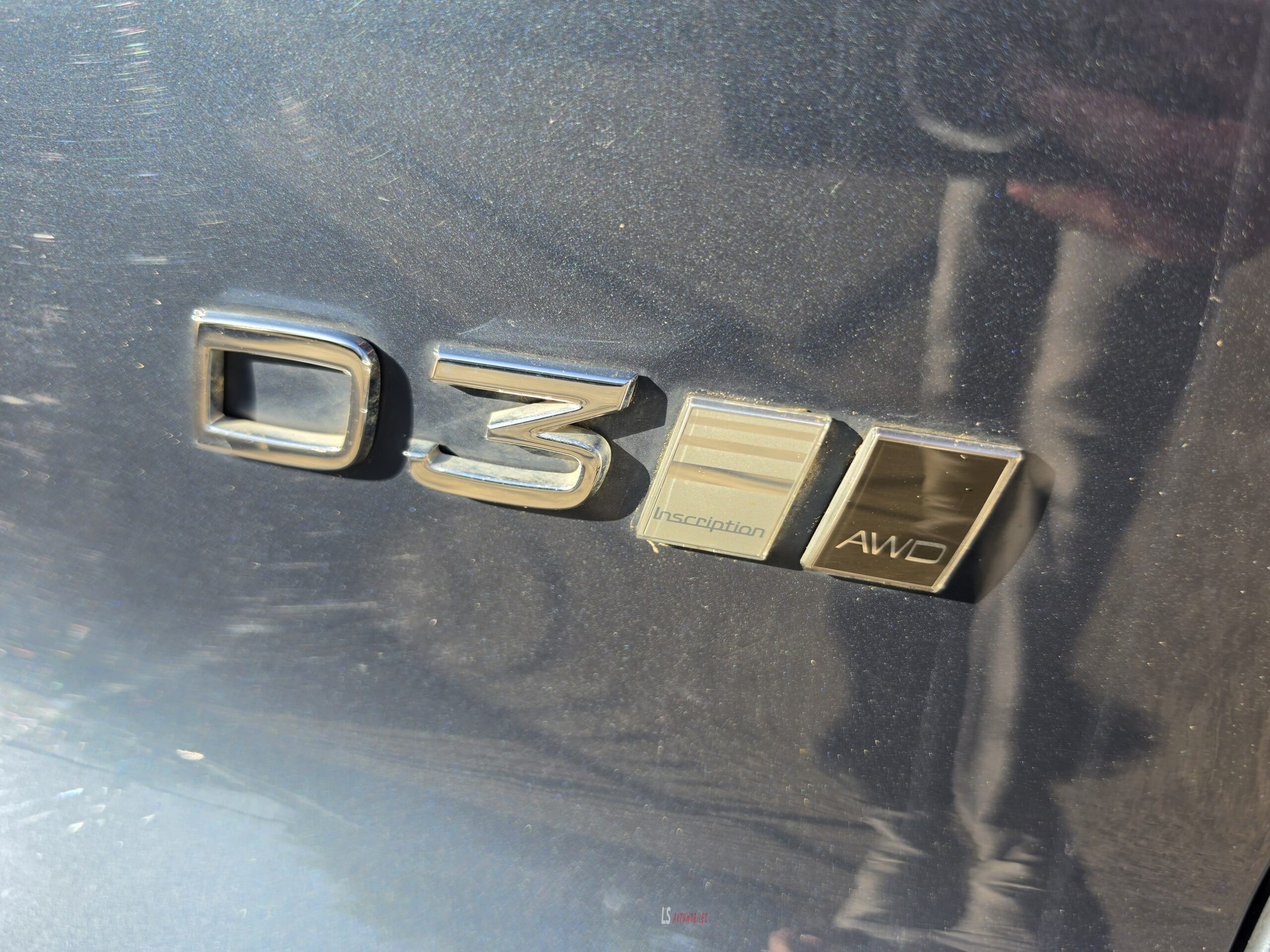 
								VOLVO XC40 D3 AWD INSCRIPTION full									