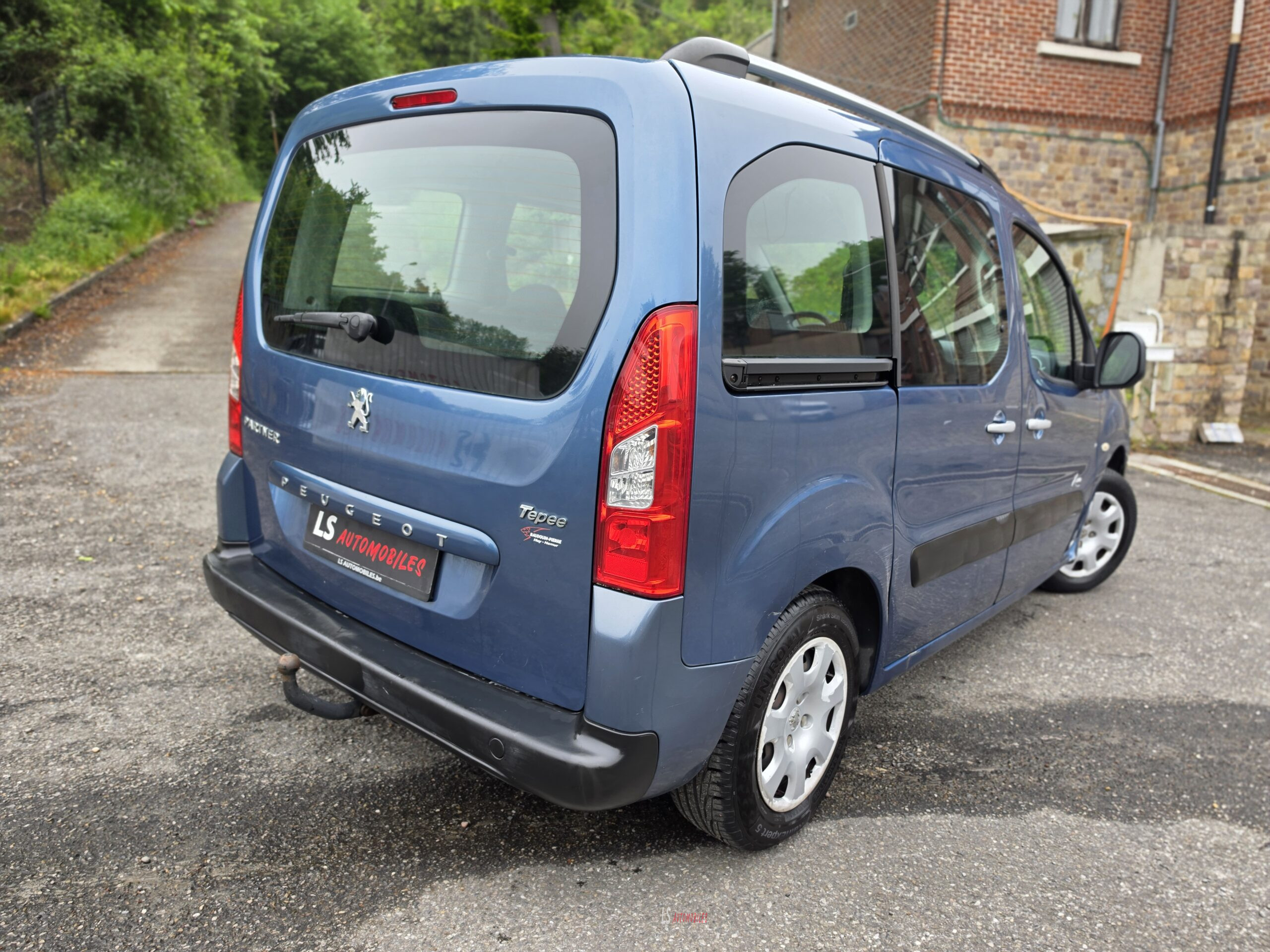 
								PEUGEOT PARTNER full									
