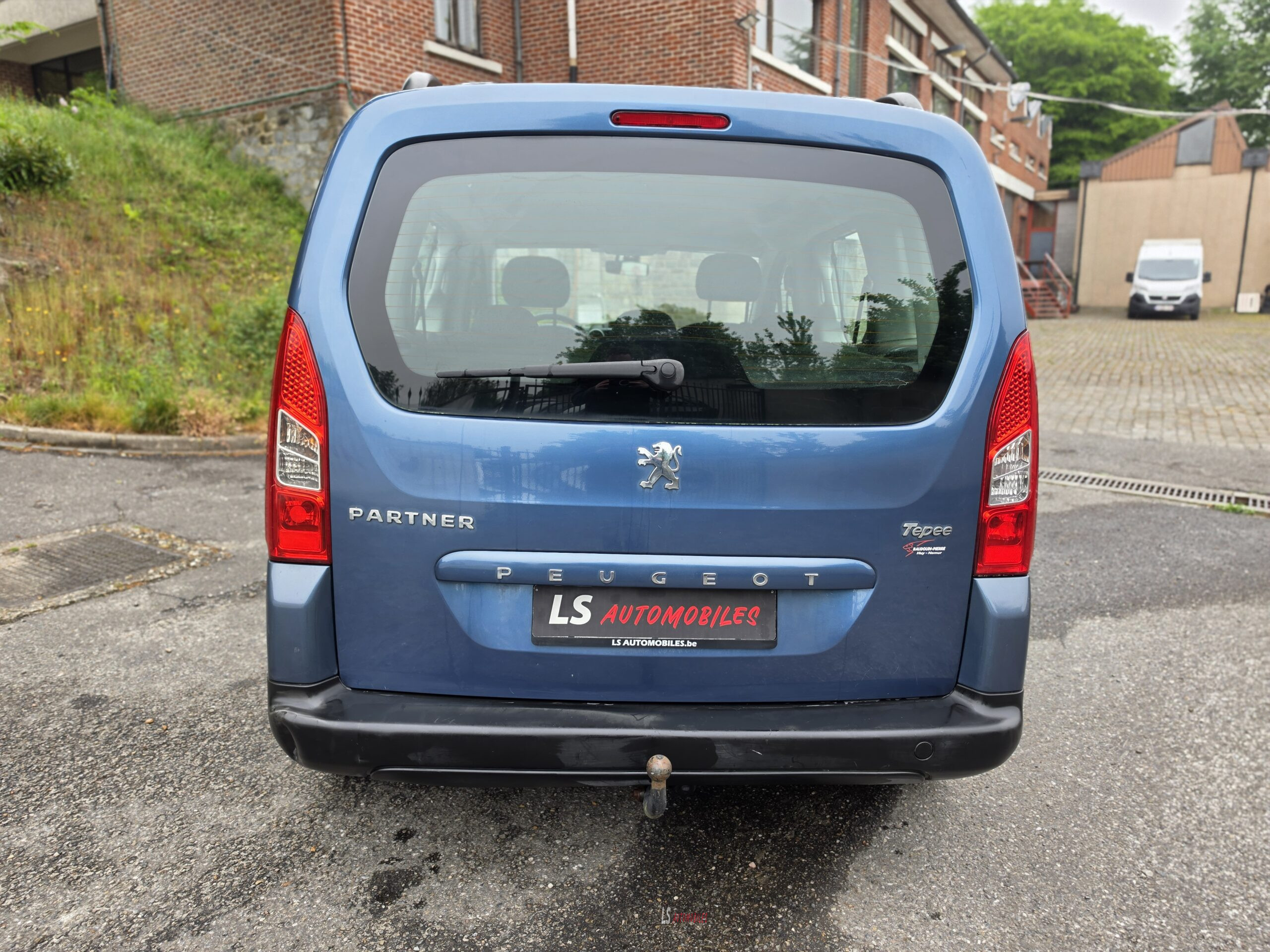 
								PEUGEOT PARTNER full									
