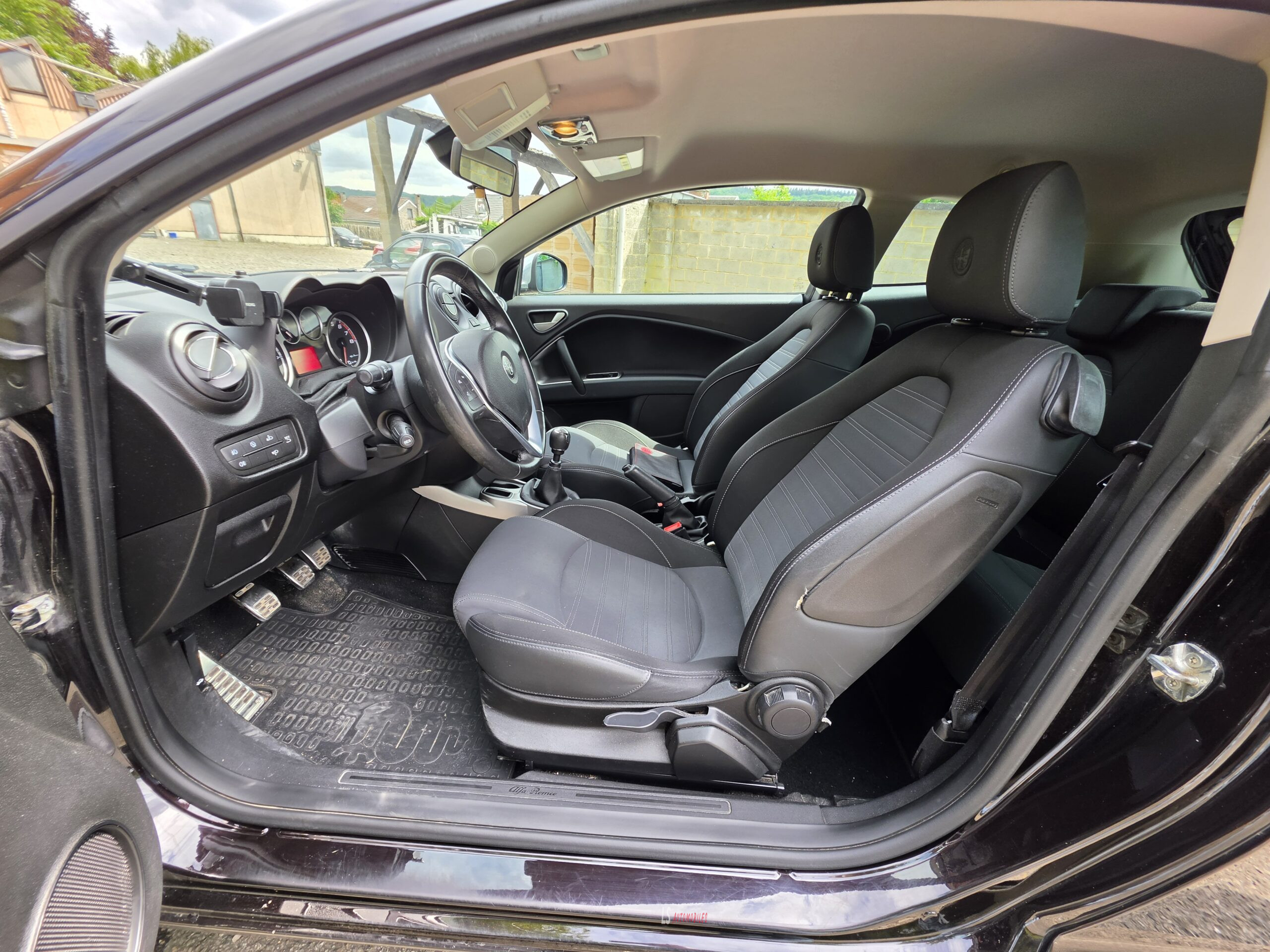
								ALFA ROMEO MITO full									