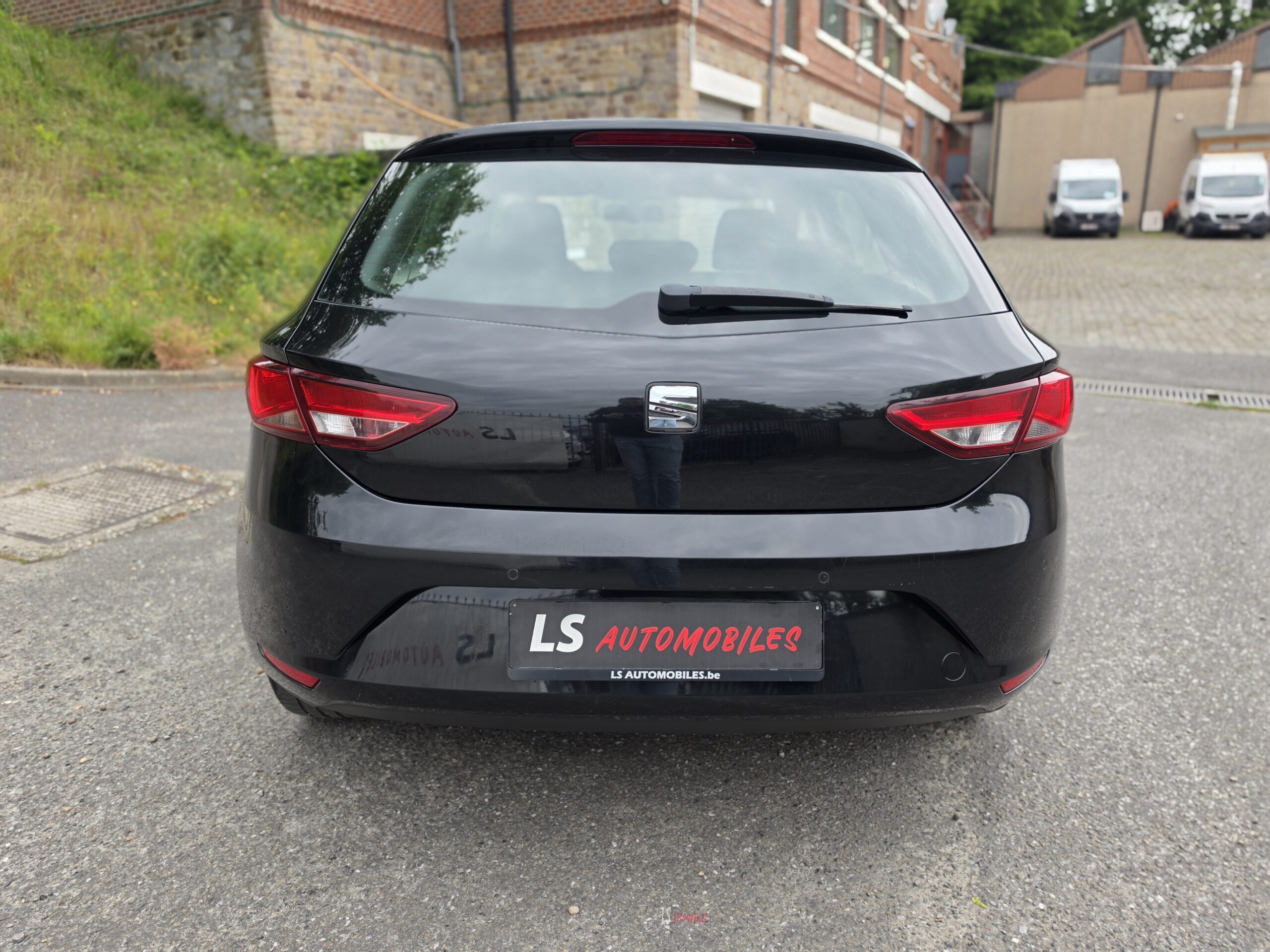 
								SEAT LEON full									