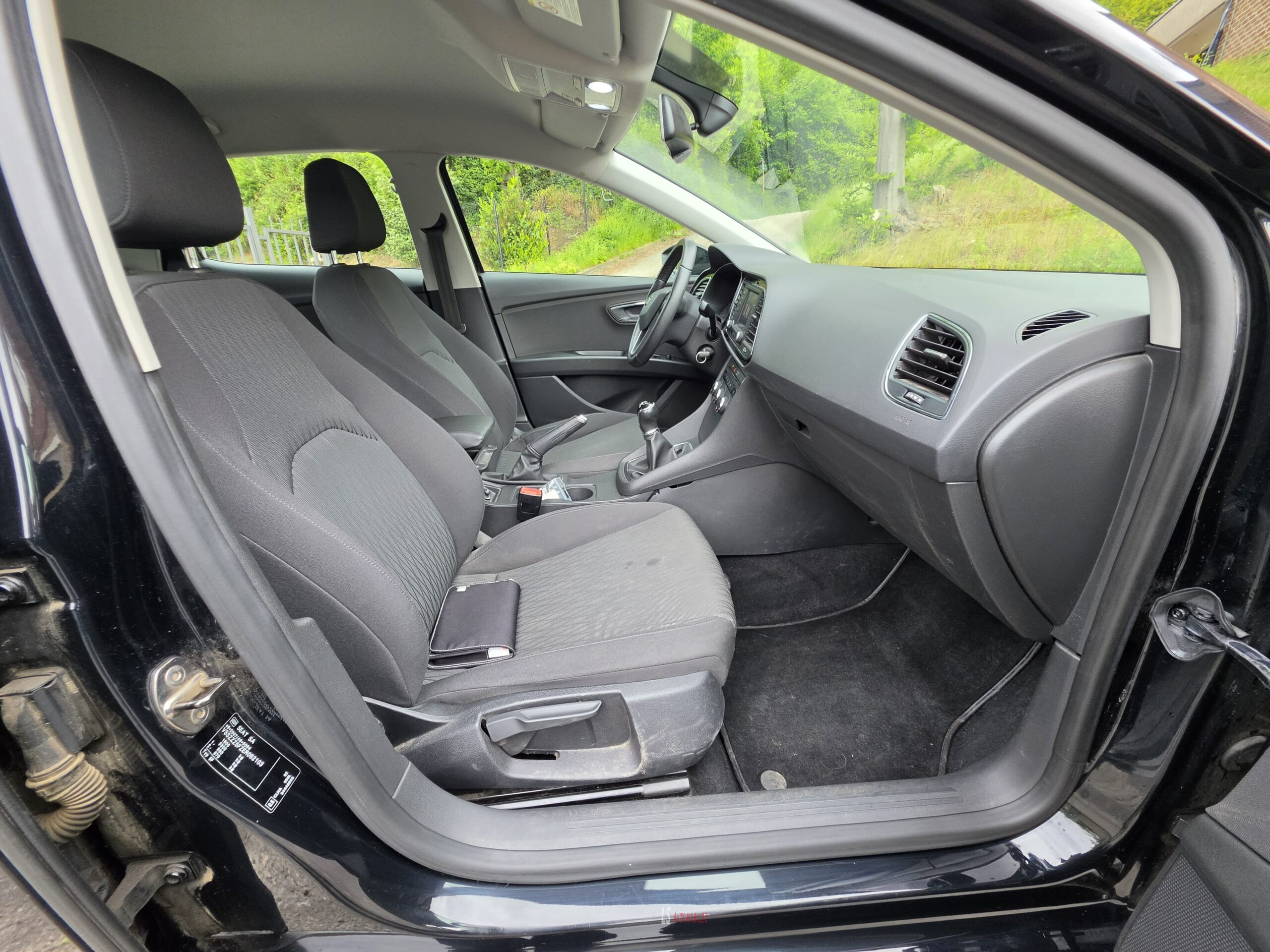 
								SEAT LEON full									