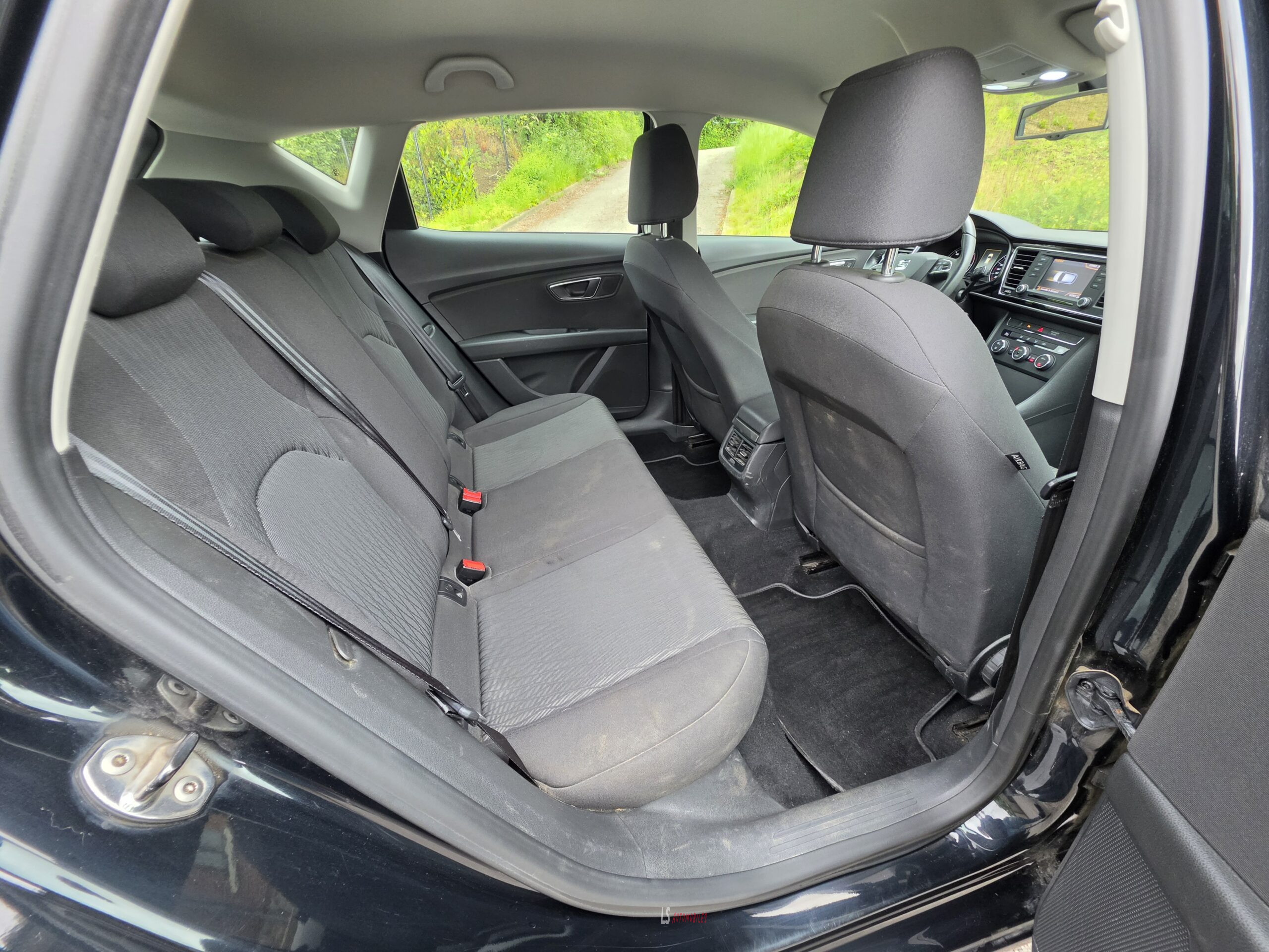 
								SEAT LEON full									