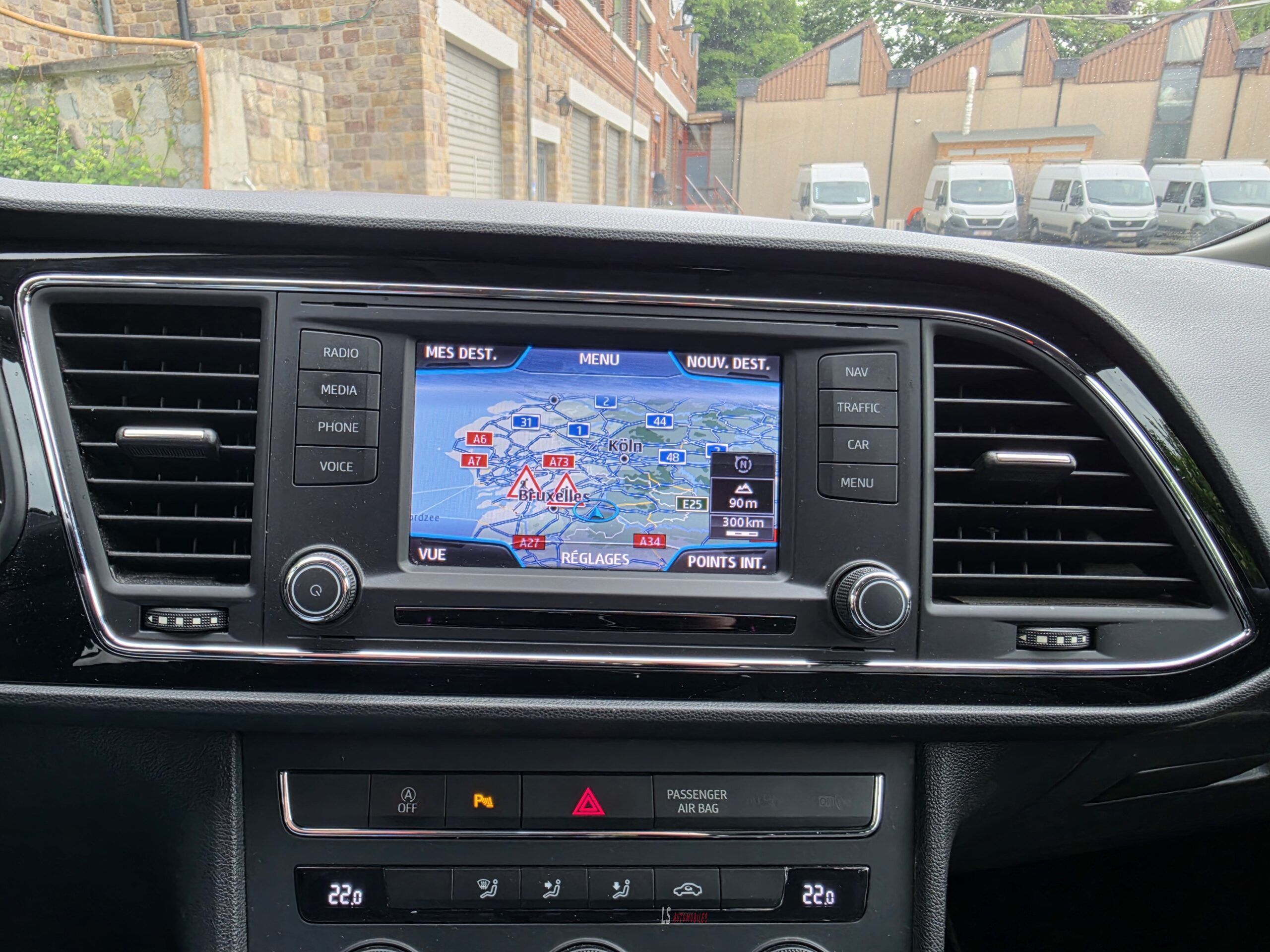 
								SEAT LEON full									