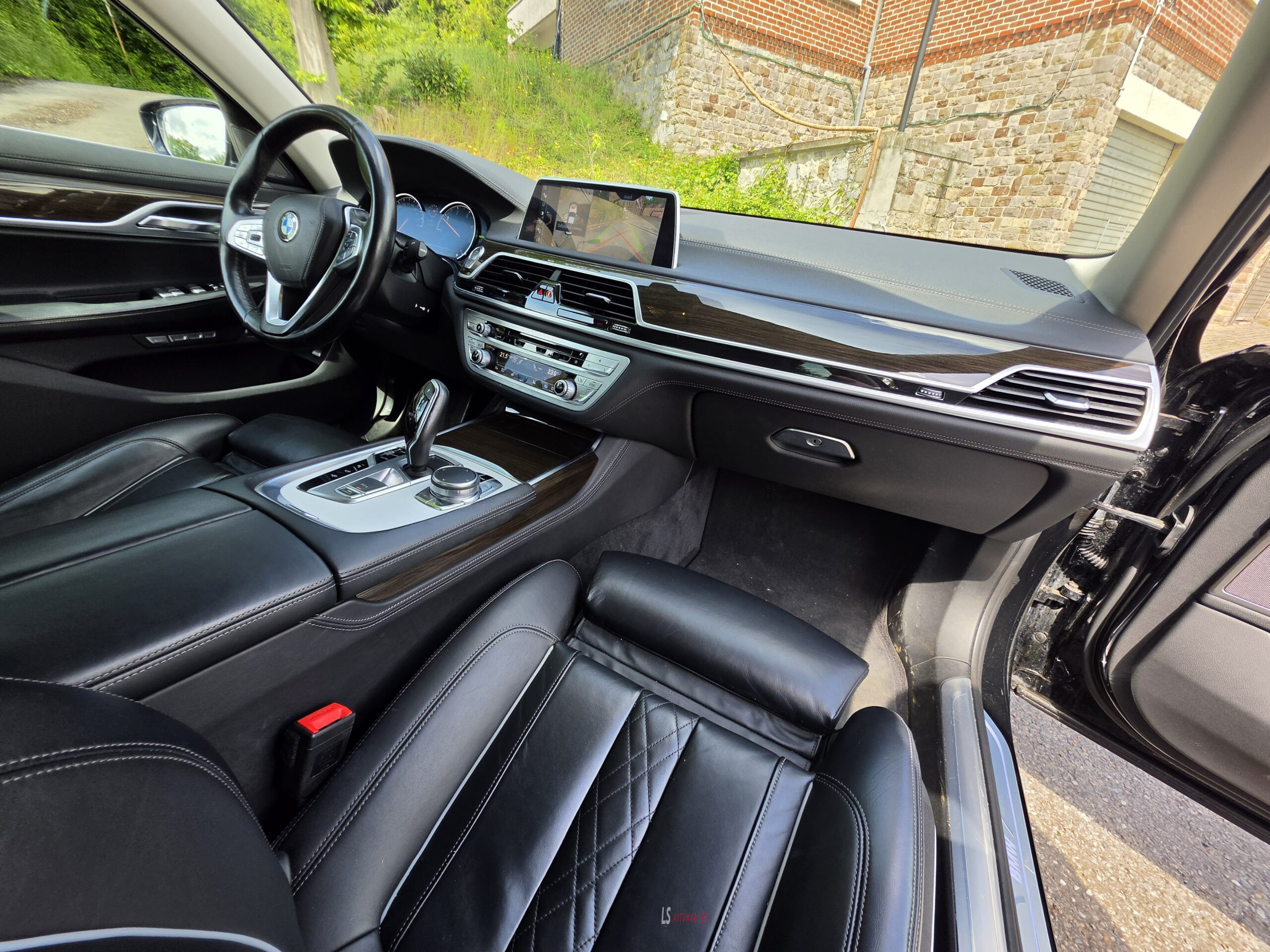 
								BMW 730d full									