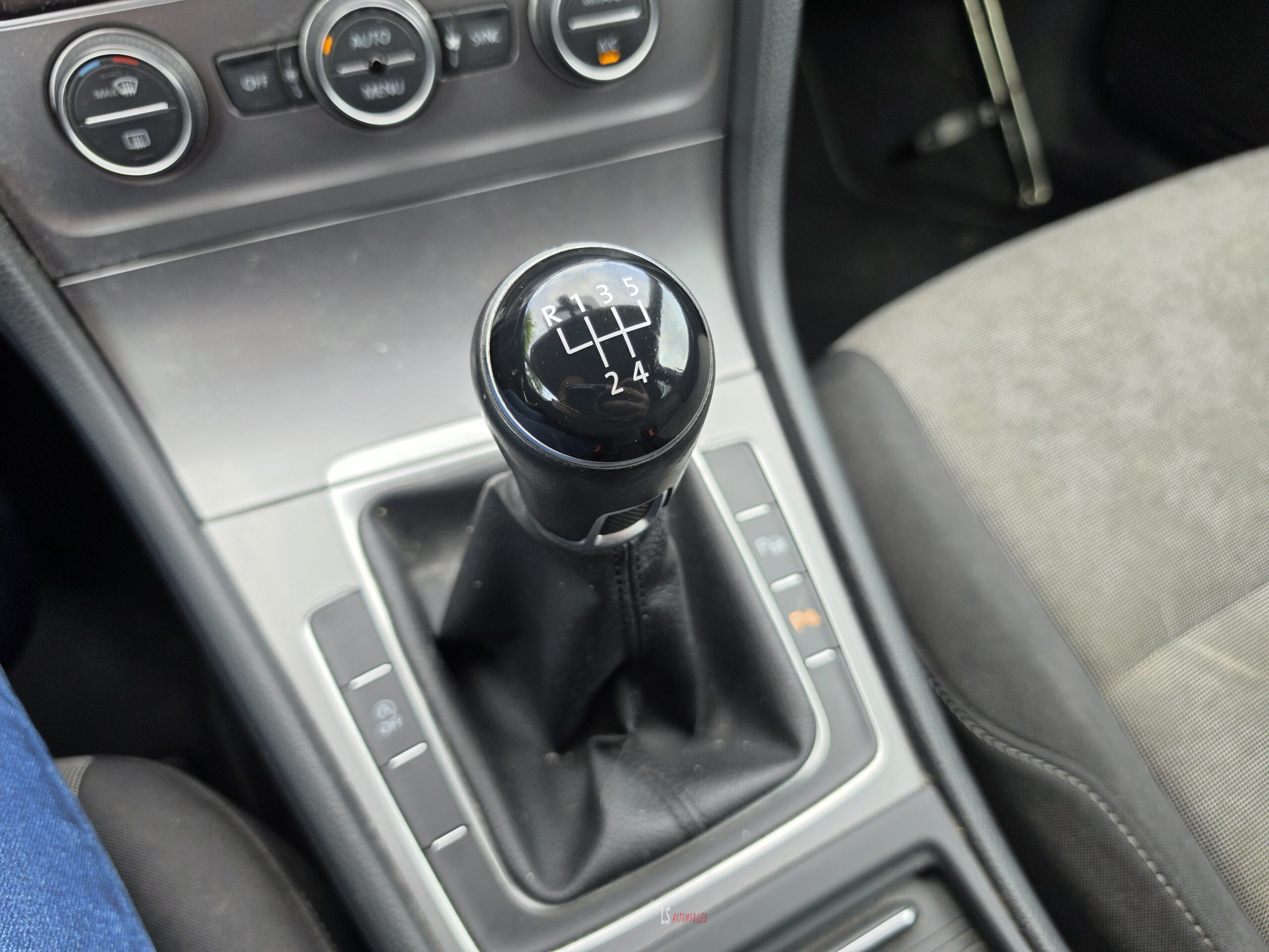 
								VW GOLF 7 full									