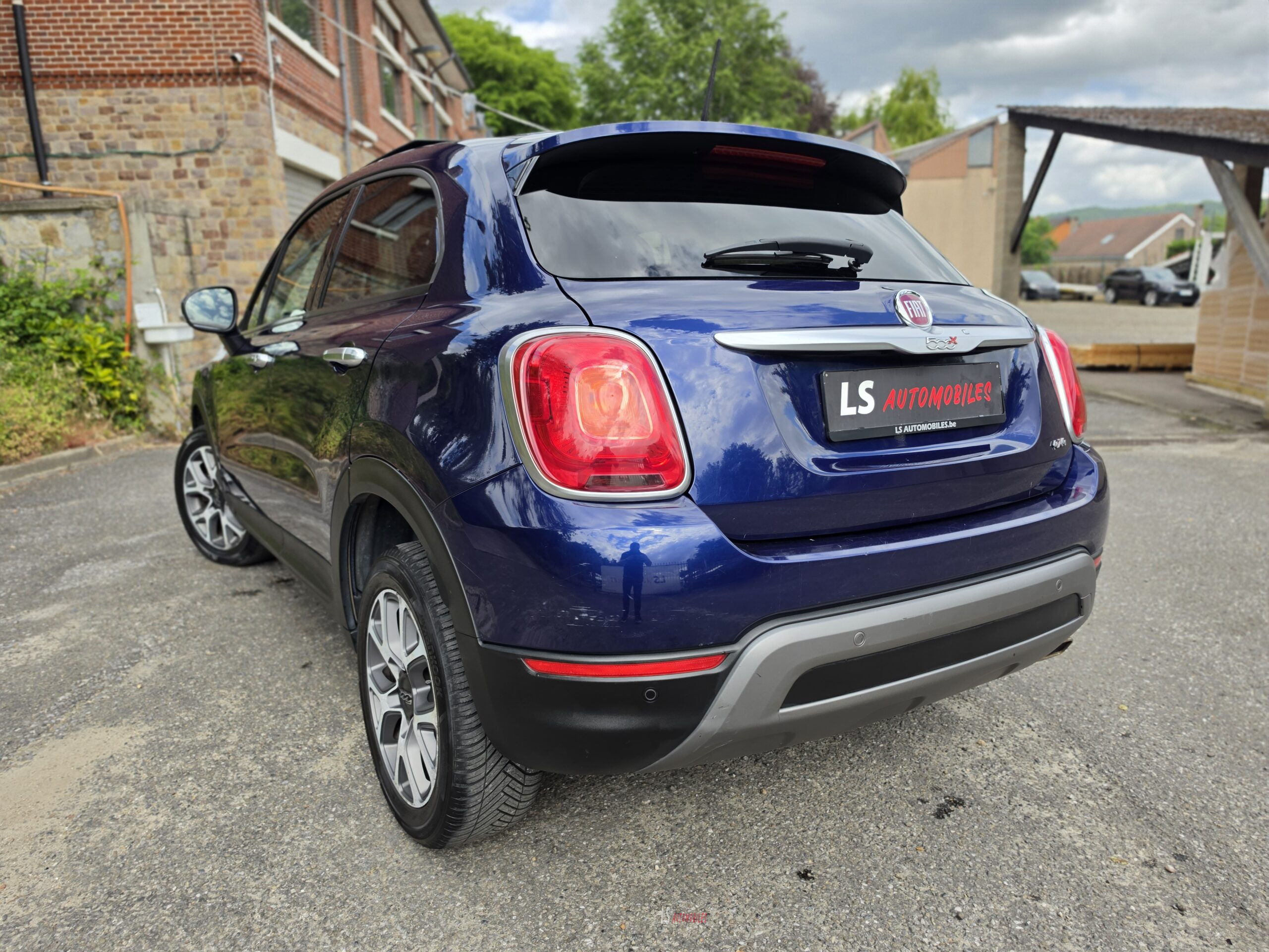 
								FIAT 500X CROSS 4×4 full									
