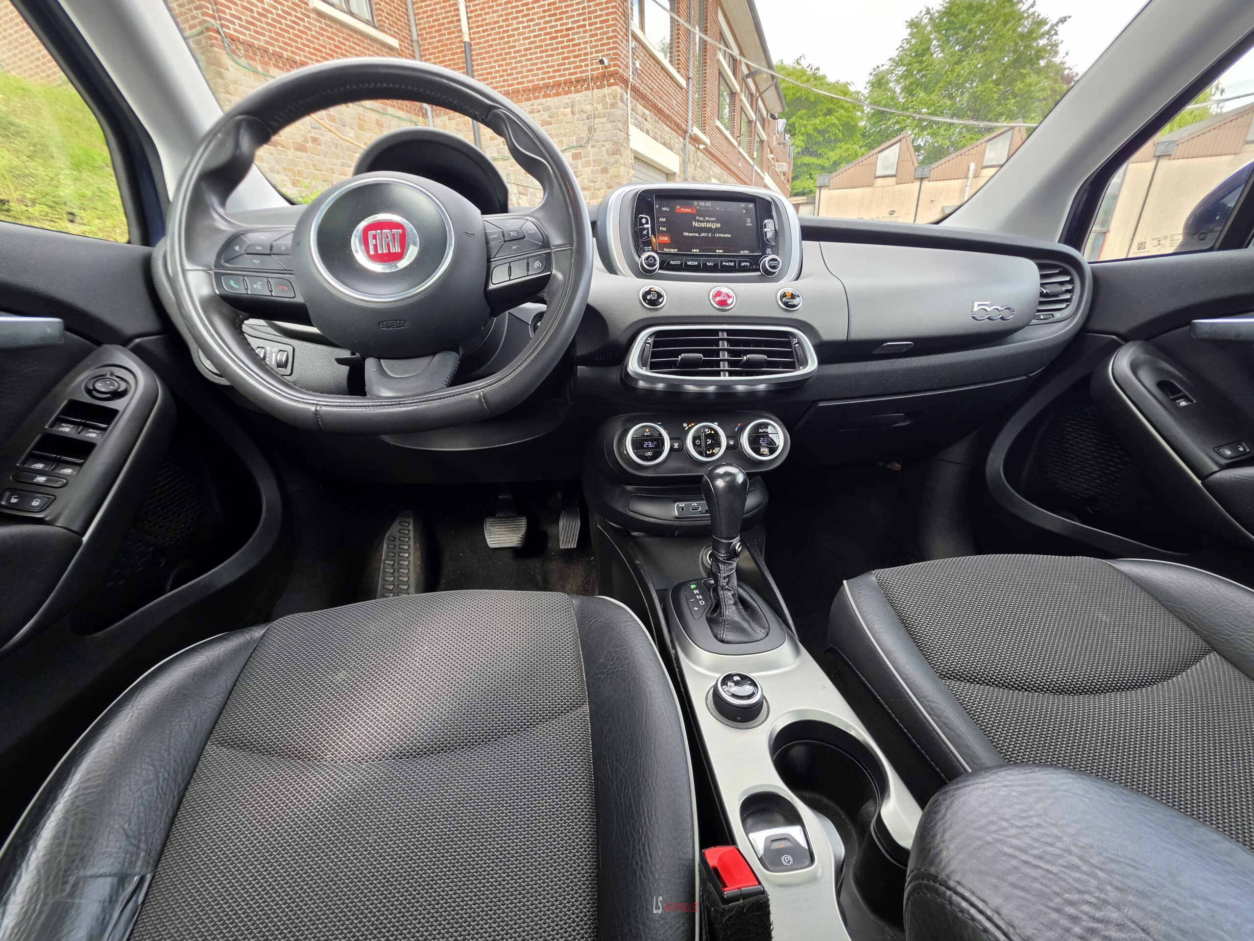 
								FIAT 500X CROSS 4×4 full									