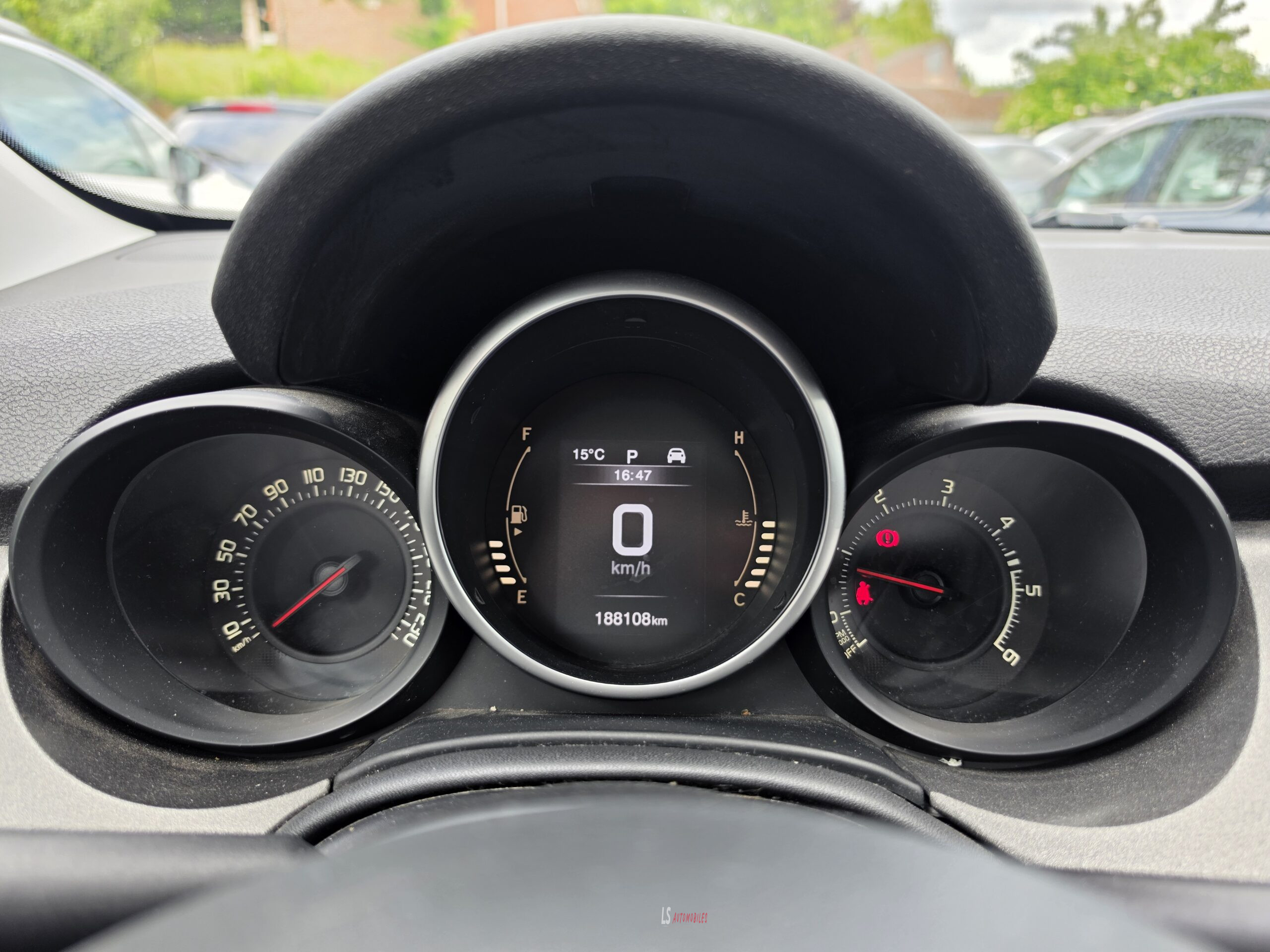 
								FIAT 500X CROSS 4×4 full									