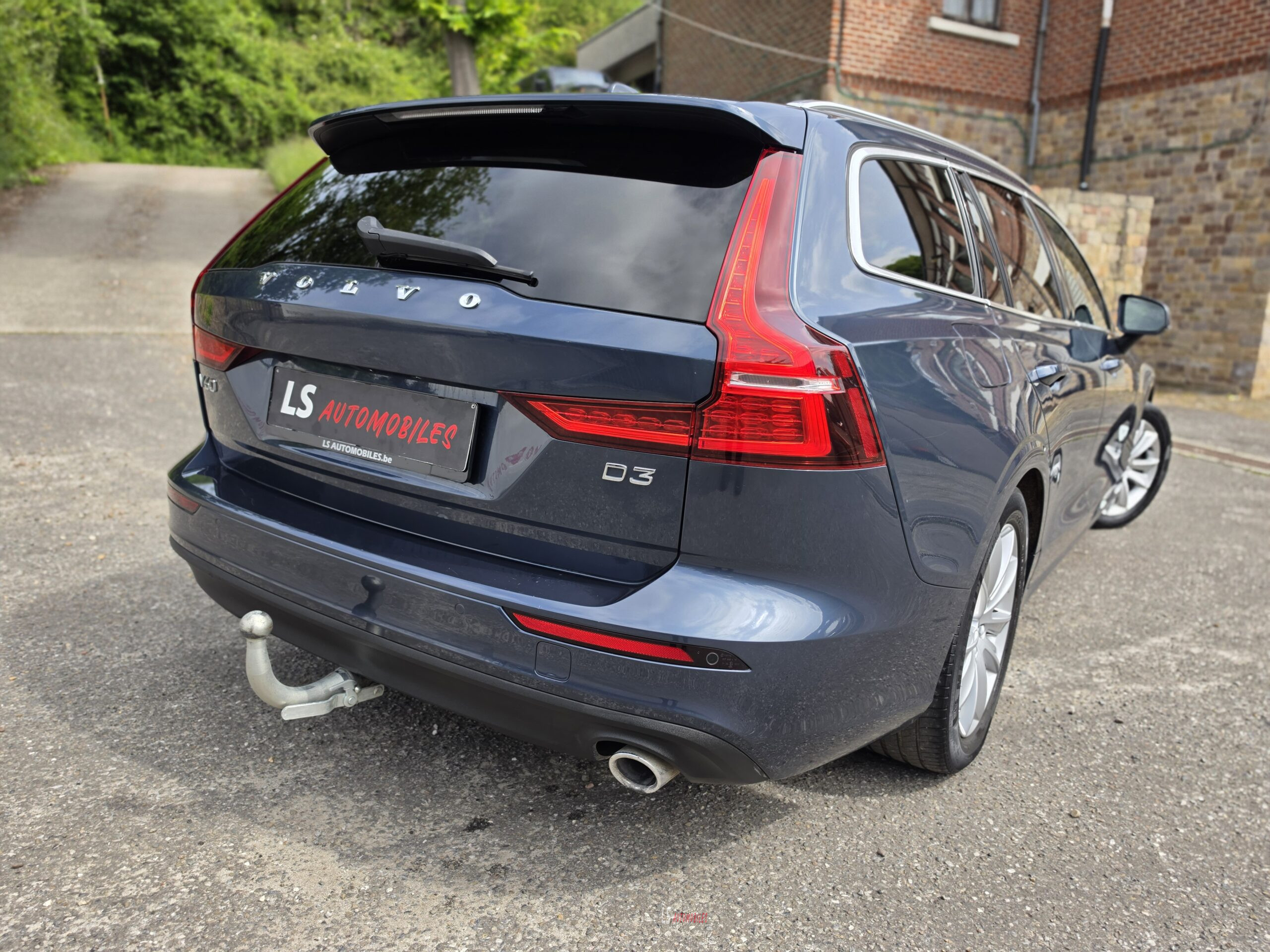 
								VOLVO V60 full									