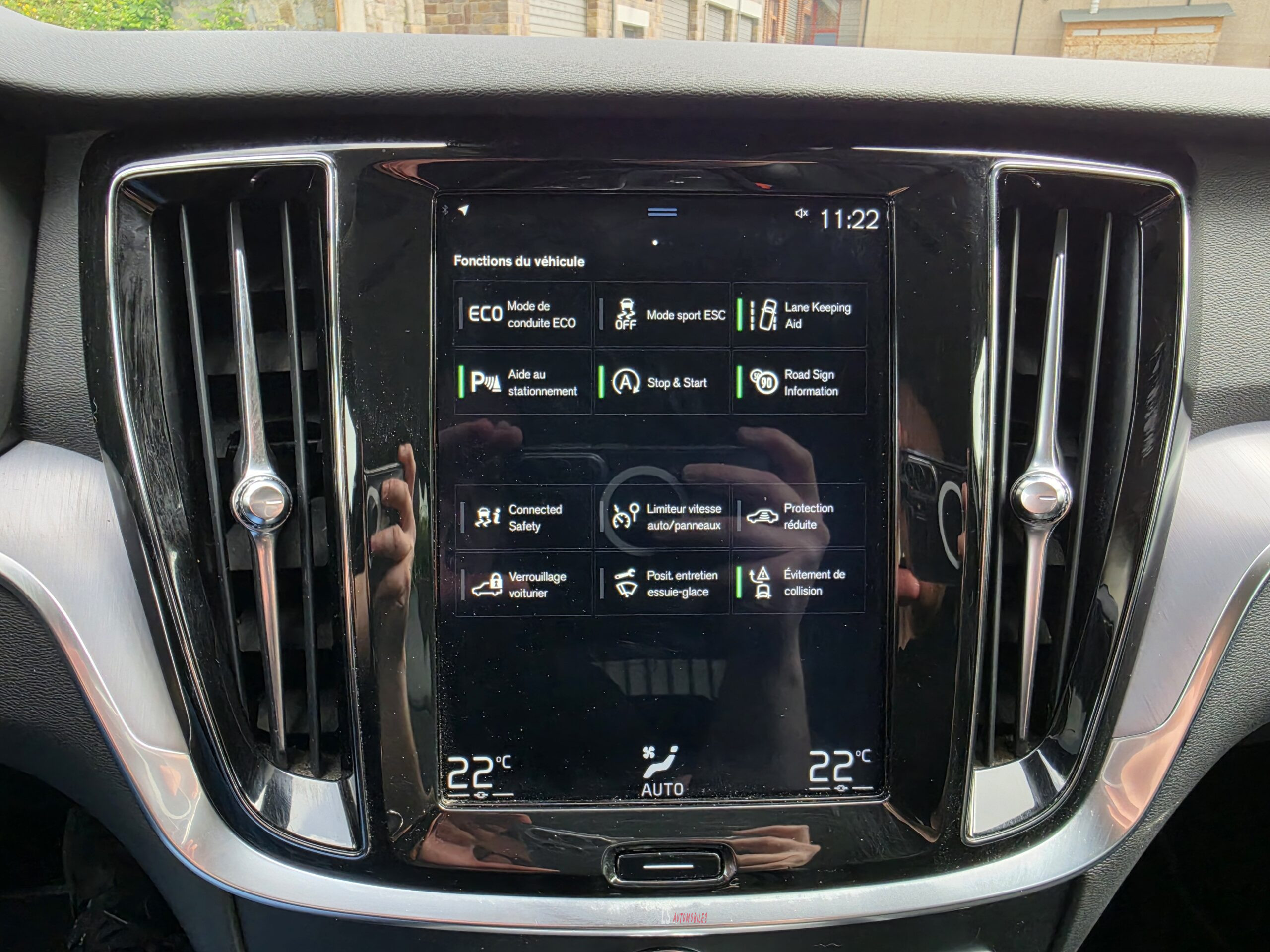 
								VOLVO V60 full									
