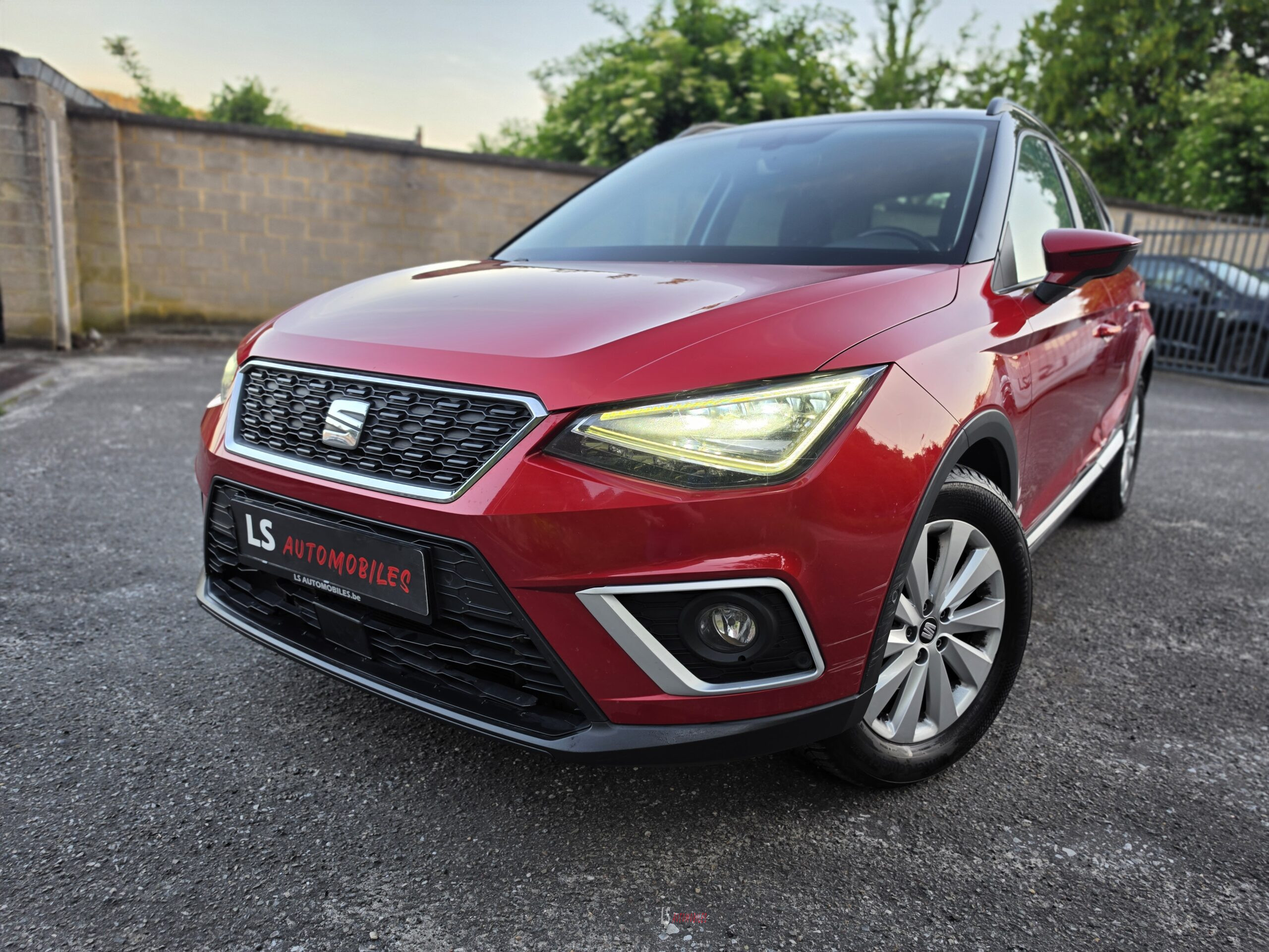 
								SEAT ARONA full									
