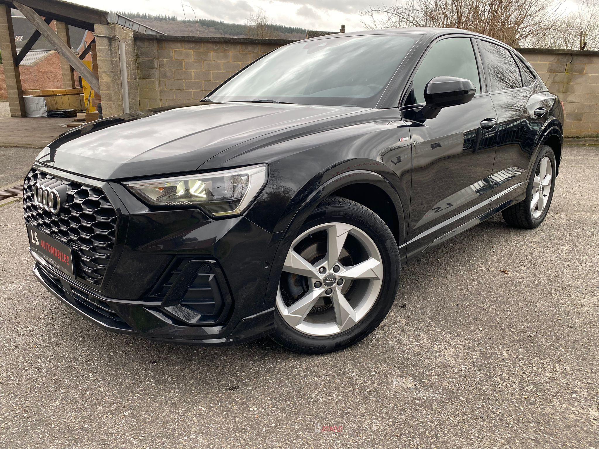 
								AUDI Q3 SPORTBACK S-LINE full									