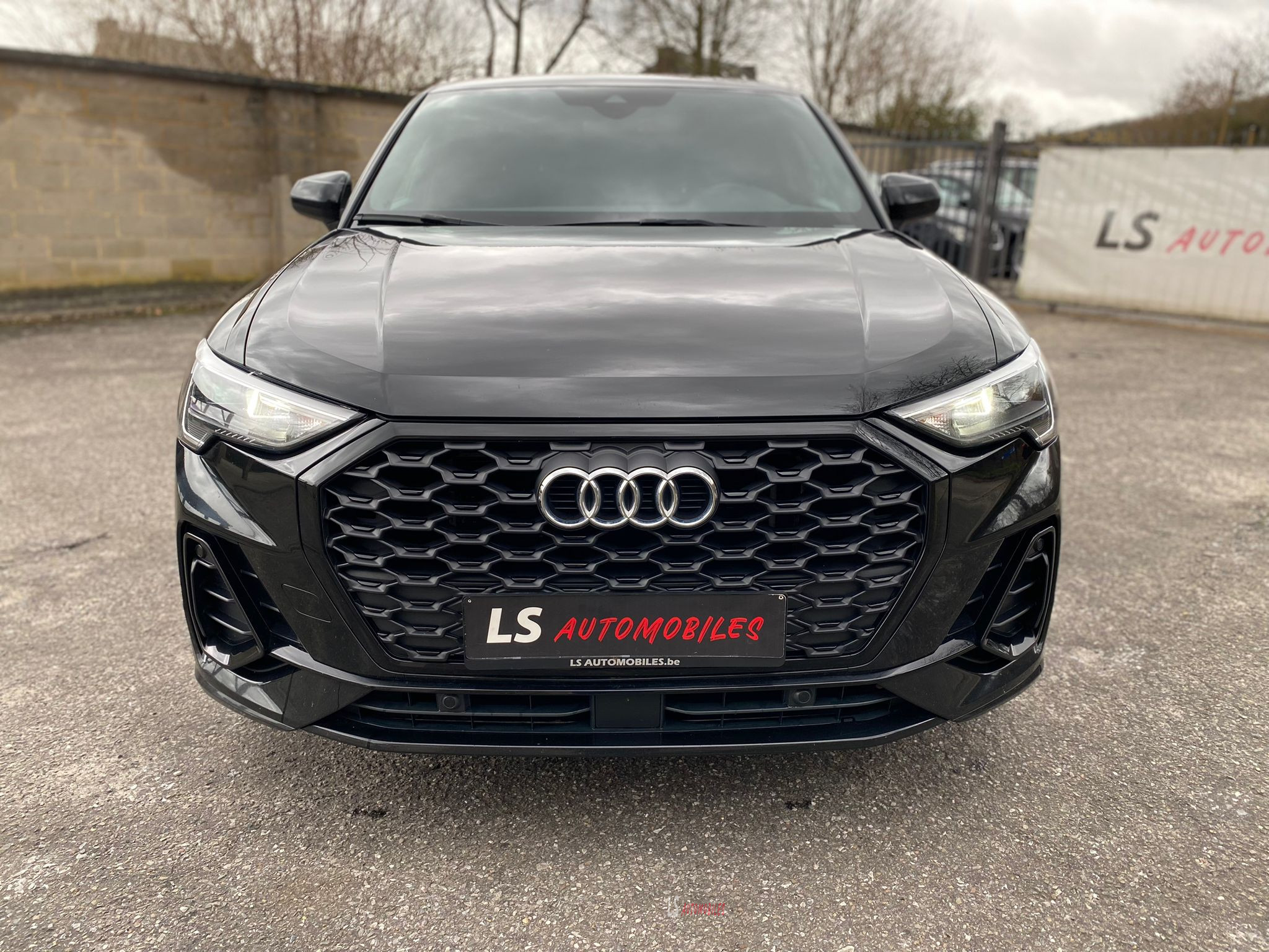 
								AUDI Q3 SPORTBACK S-LINE full									