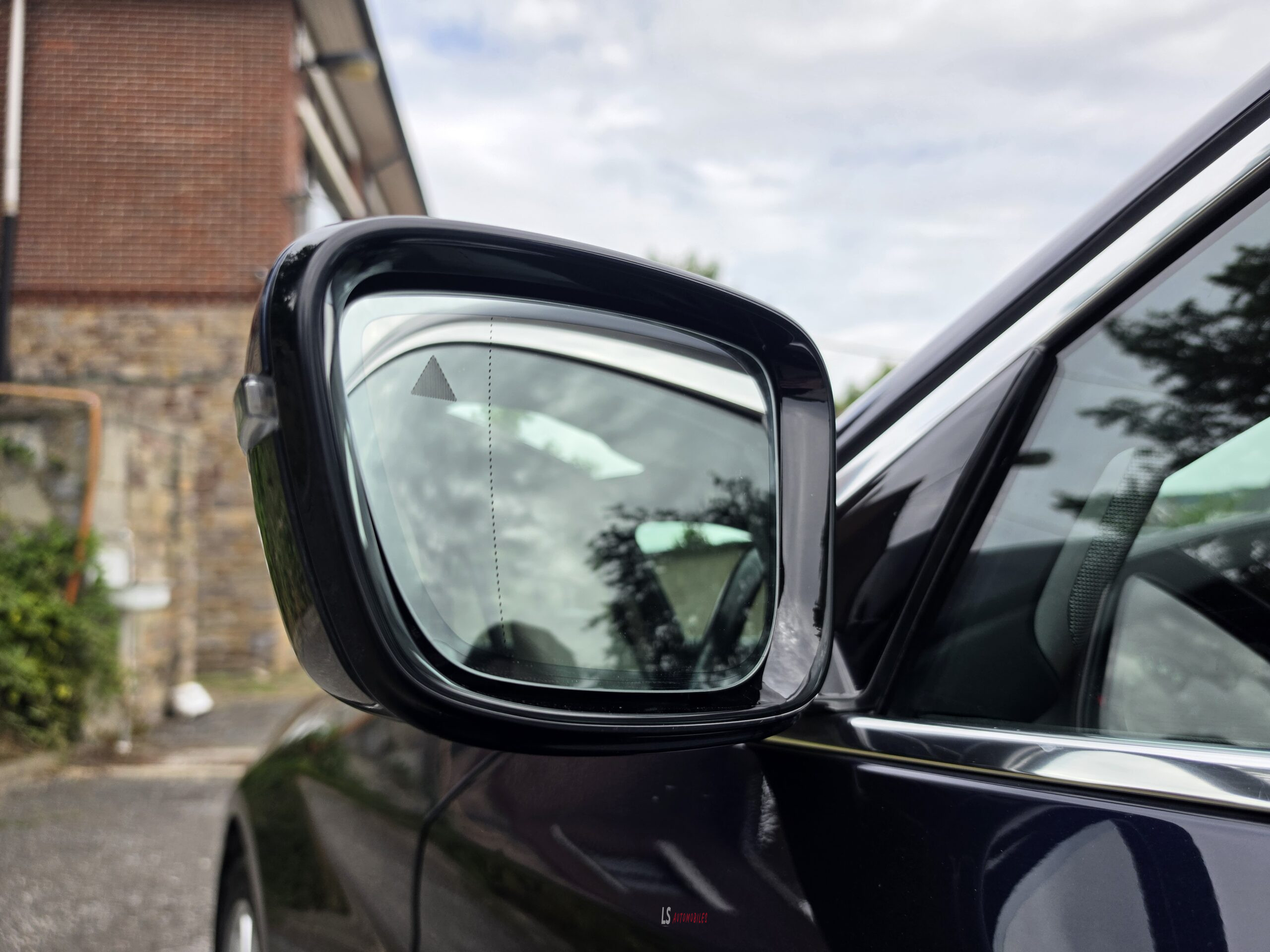
								BMW 520D*LUXURY LINE* full									
