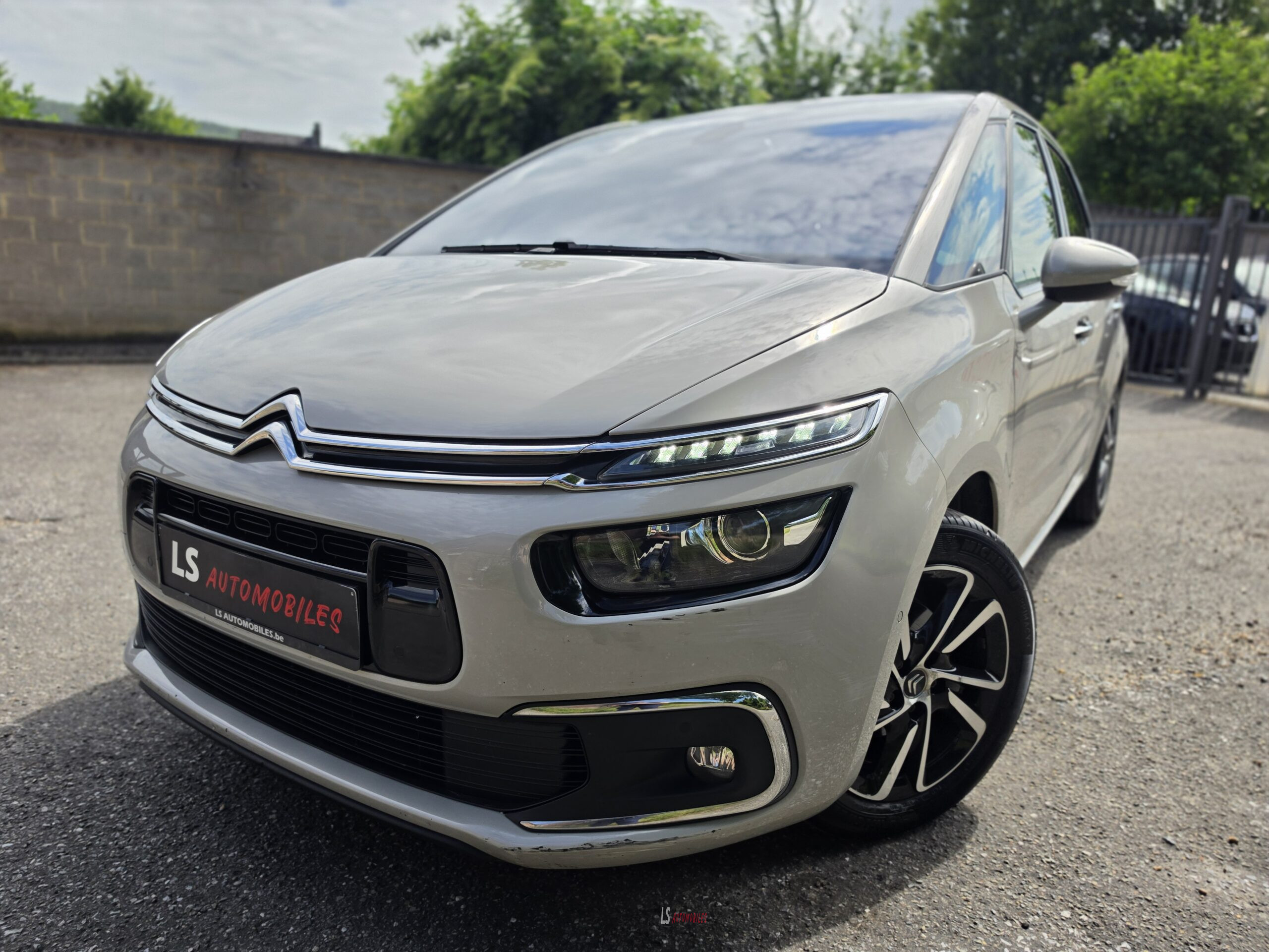 
								CITROEN C4 PICASSO*Boîte Automatique* full									