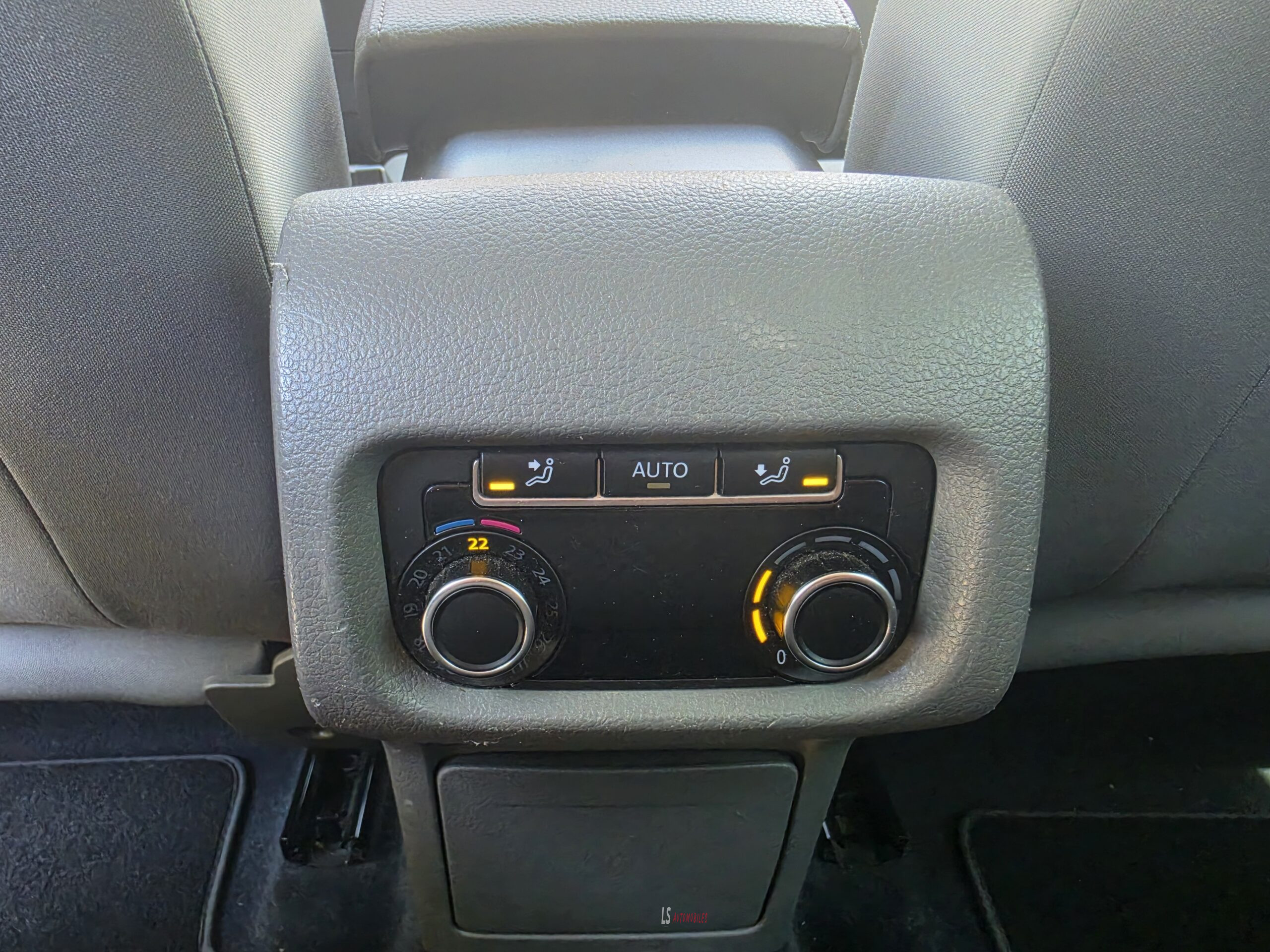 
								SEAT ALHAMBRA*7PLACES full									