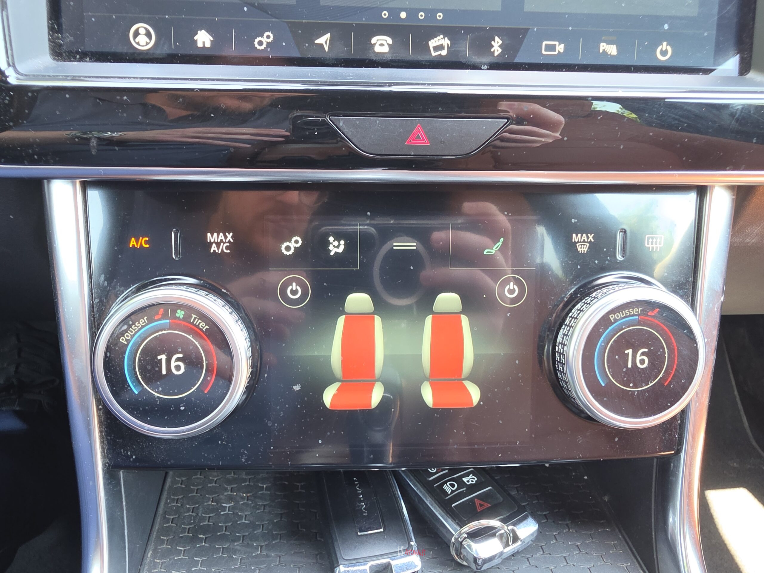 
								JAGUAR XE *R-dynamic*Facelift full									