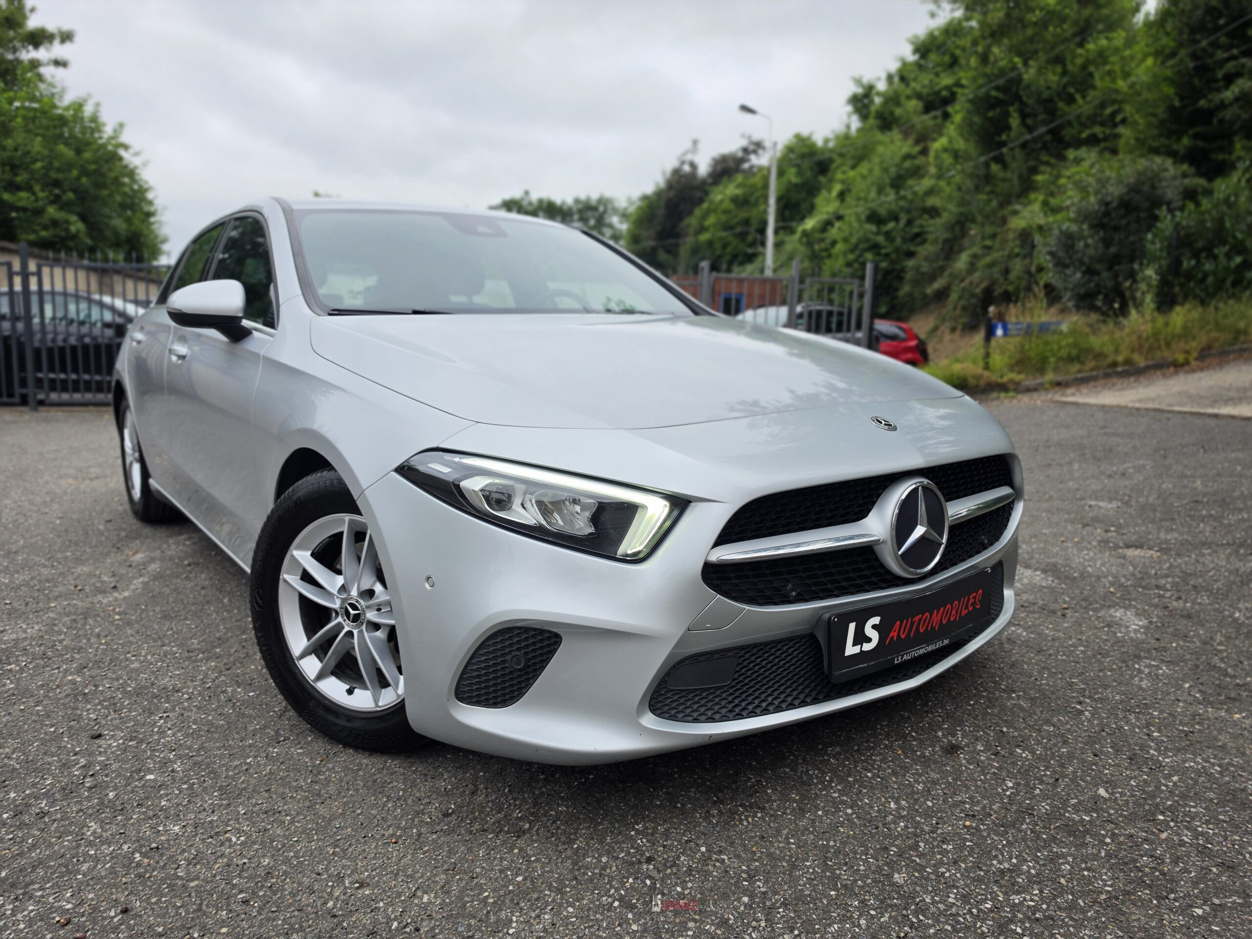 MERCEDES A180d AUTOMATIQUE
