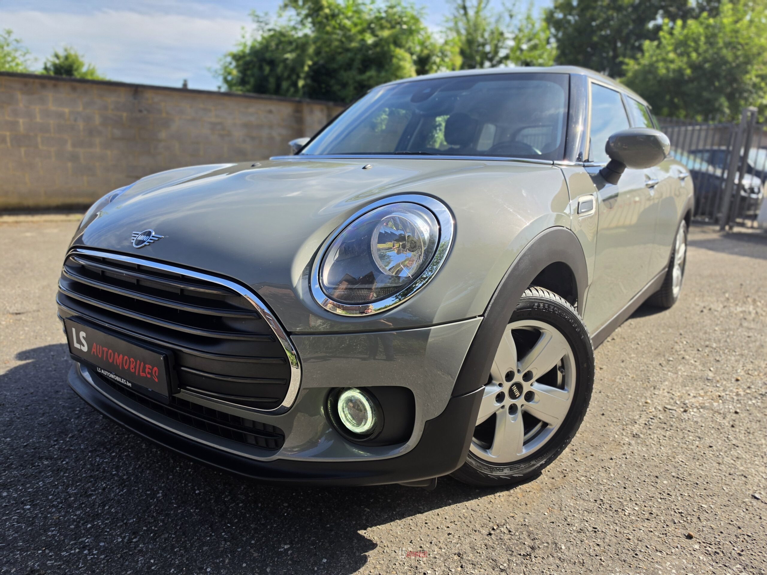 
								MINI CLUBMAN 1.5D full									