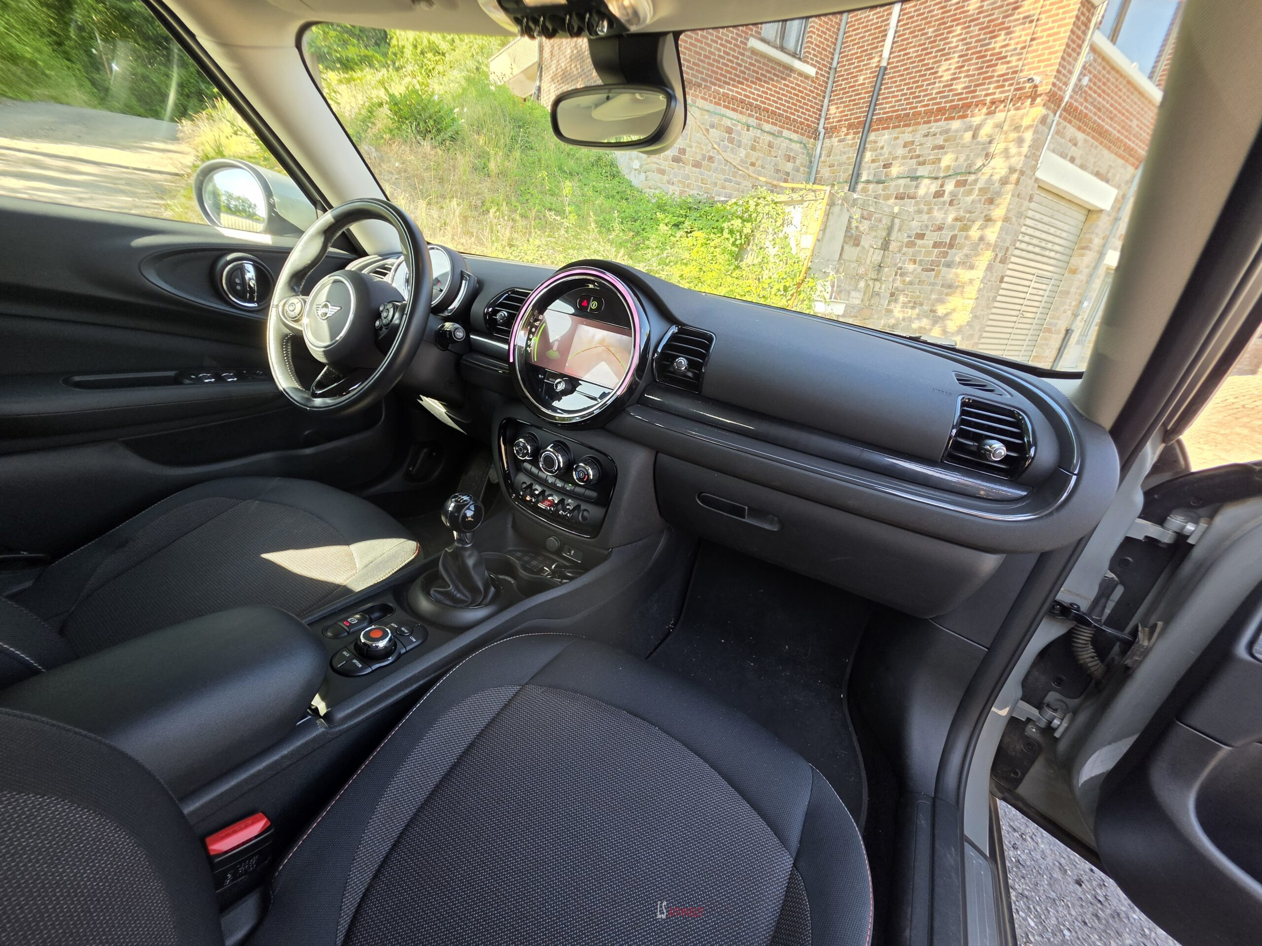 
								MINI CLUBMAN 1.5D full									