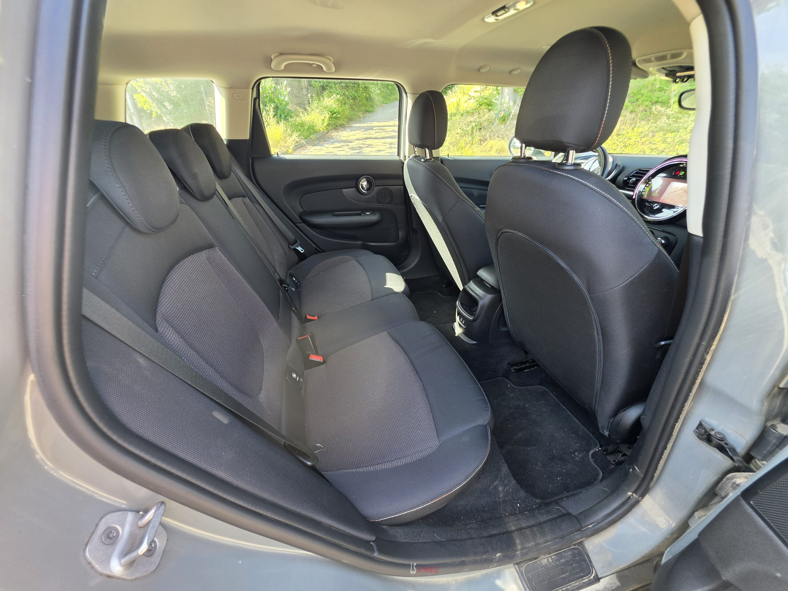
								MINI CLUBMAN 1.5D full									
