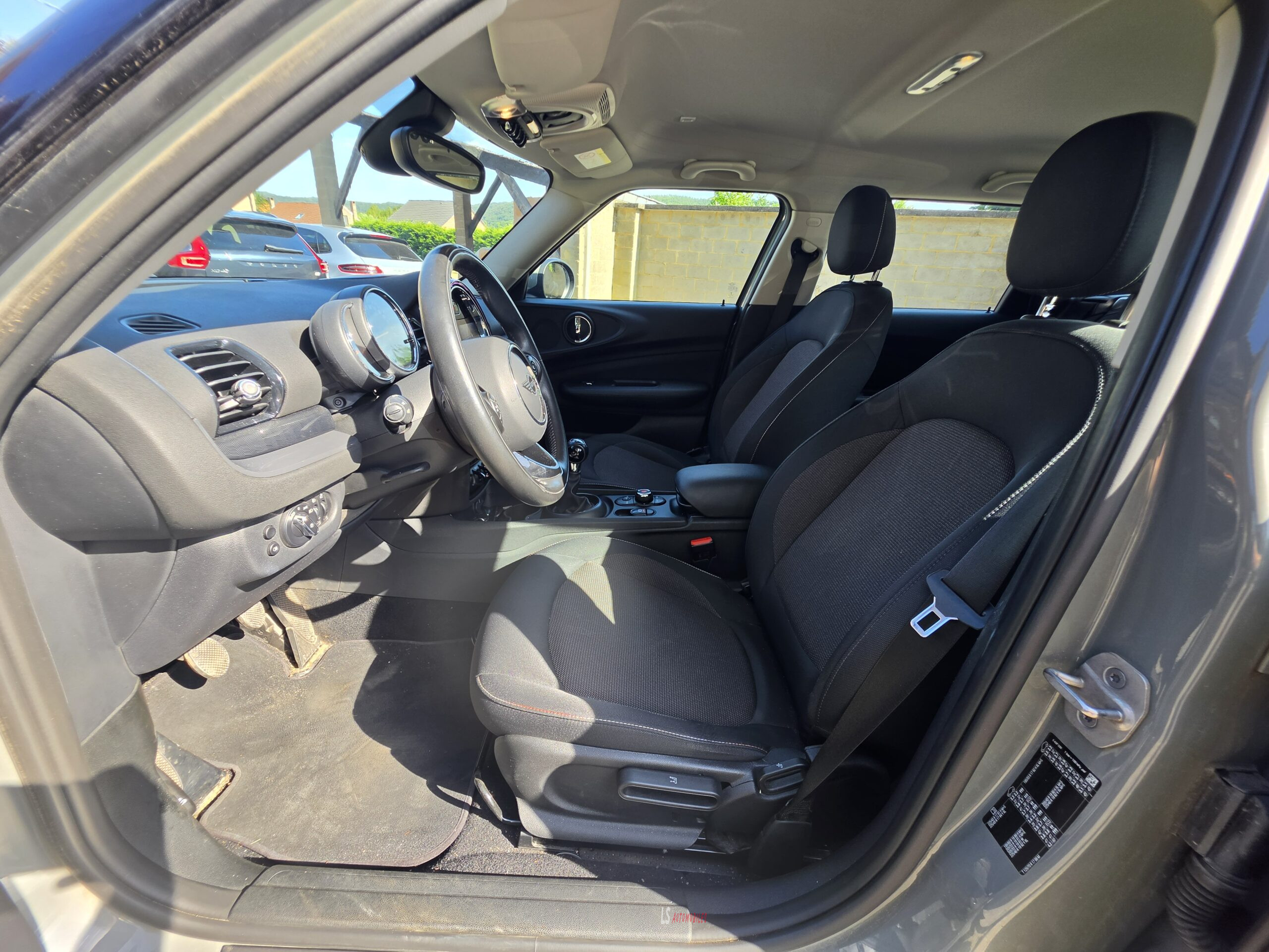 
								MINI CLUBMAN 1.5D full									
